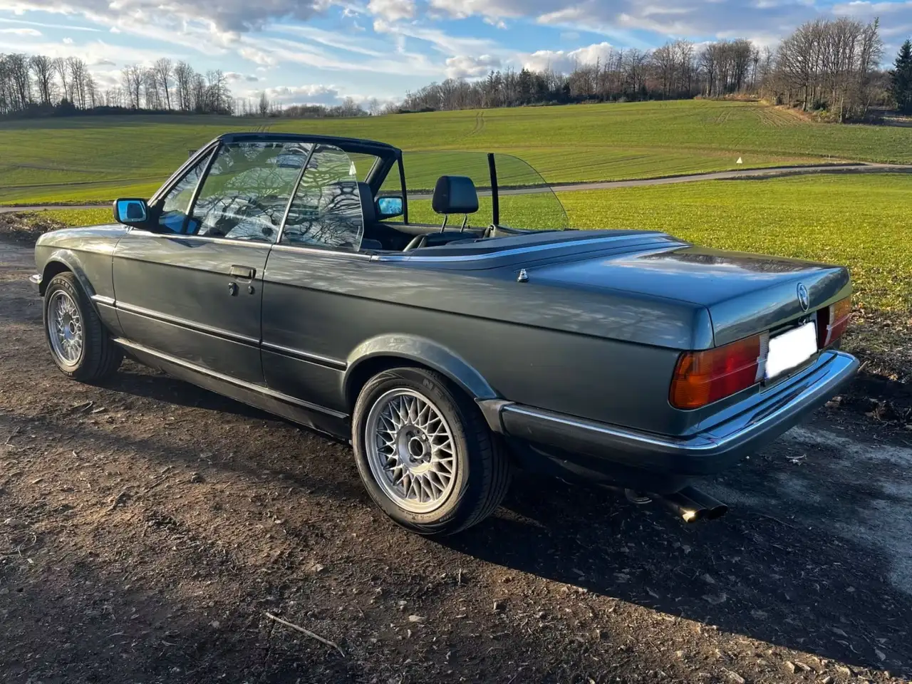 BMW 325i, foto 2