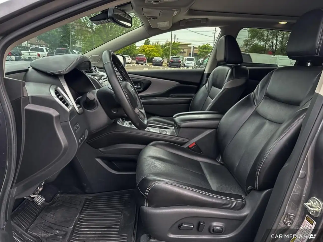 Nissan Murano снимка Nissan Murano