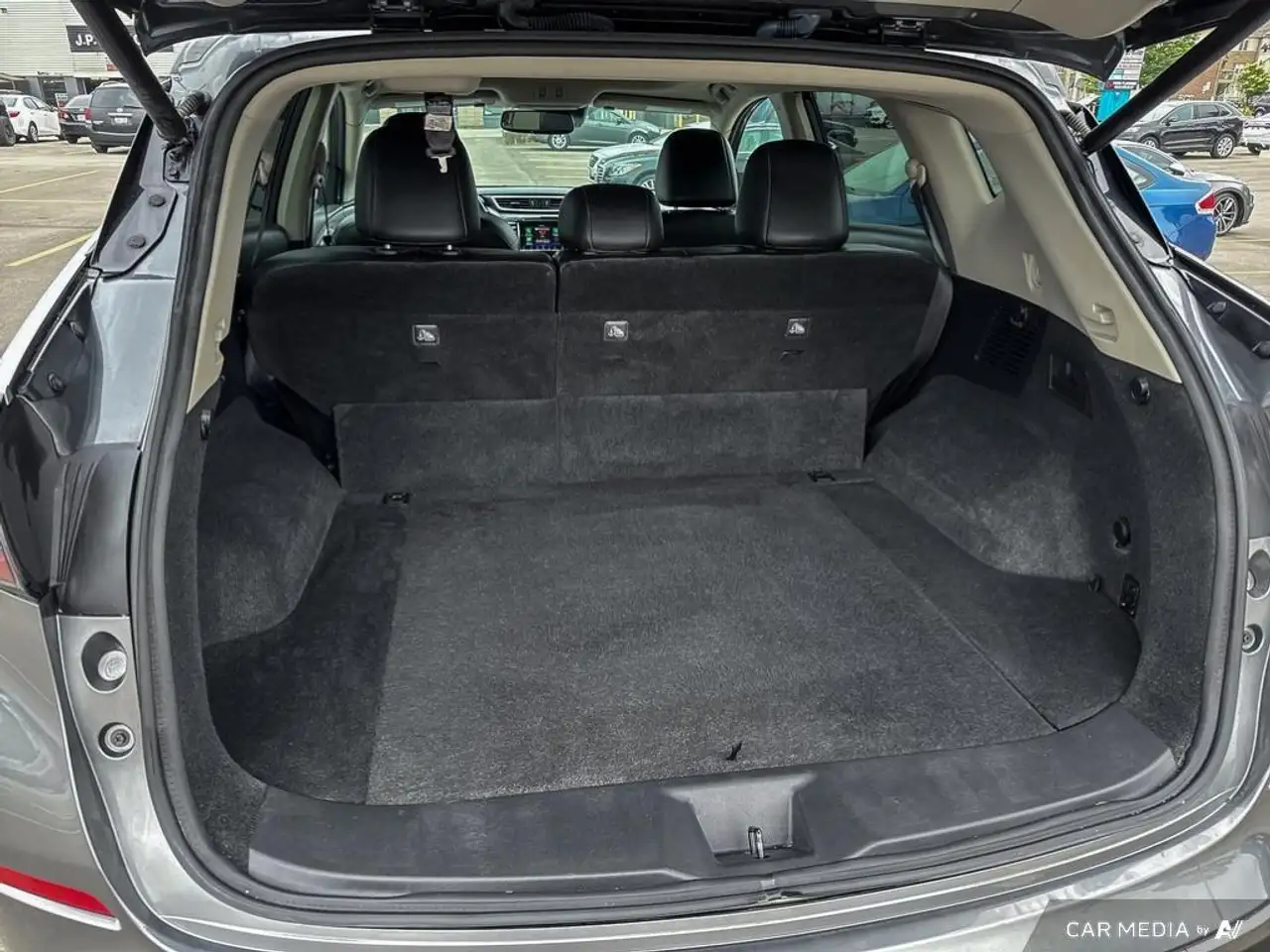 Nissan Murano снимка Nissan Murano