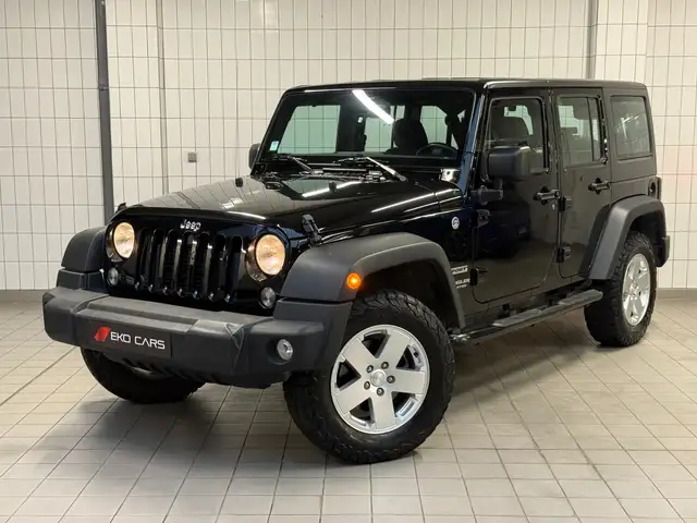 Jeep Wrangler Unlimited 2.8 CRD Sport DPF - Utilitaire - TVAC !!