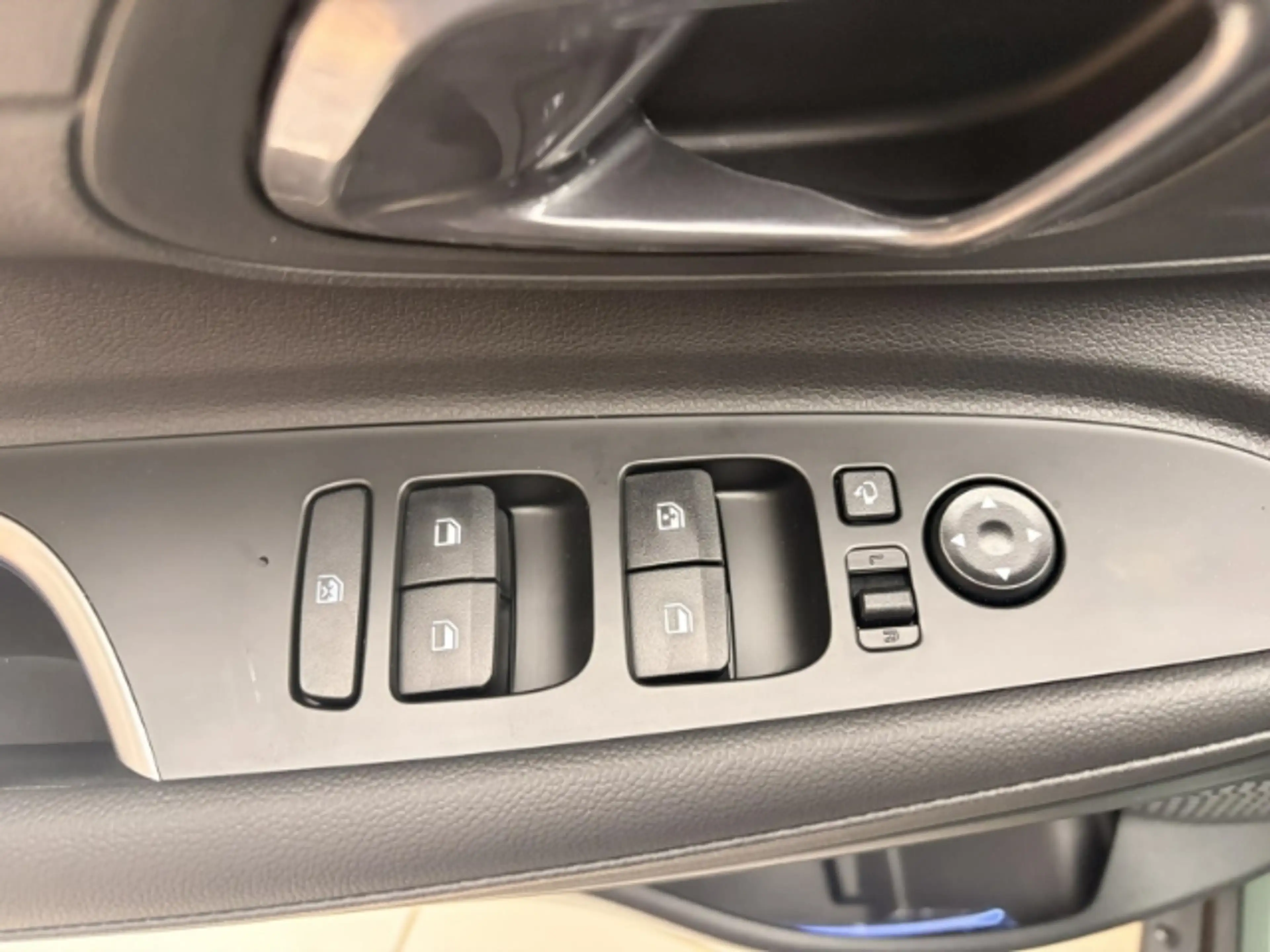 Hyundai BAYON FACELIFT T-GDI TREND+NAVI+VOLL LED+NAVI+RÜCKFAHRKA — photo 9