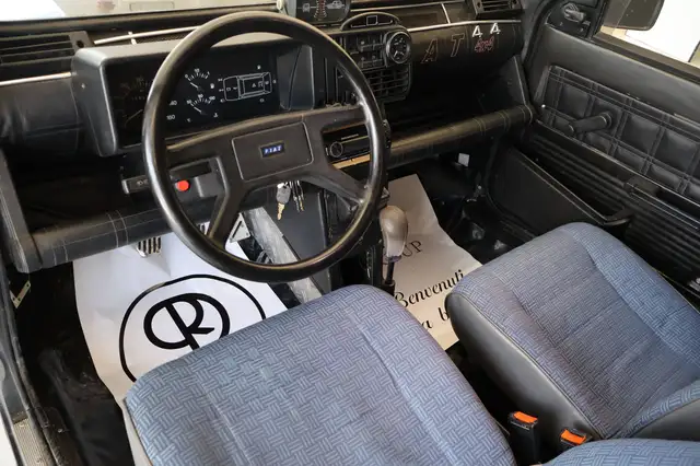 Fiat Panda view 8