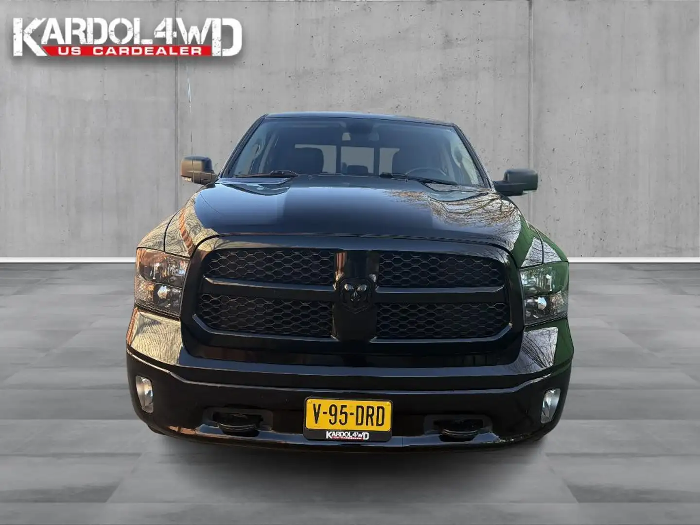 Dodge RAM 1500 5.7 V8 4x4 Crew Cab 5'7 | Trekhaak 13-polig | Noir - 2