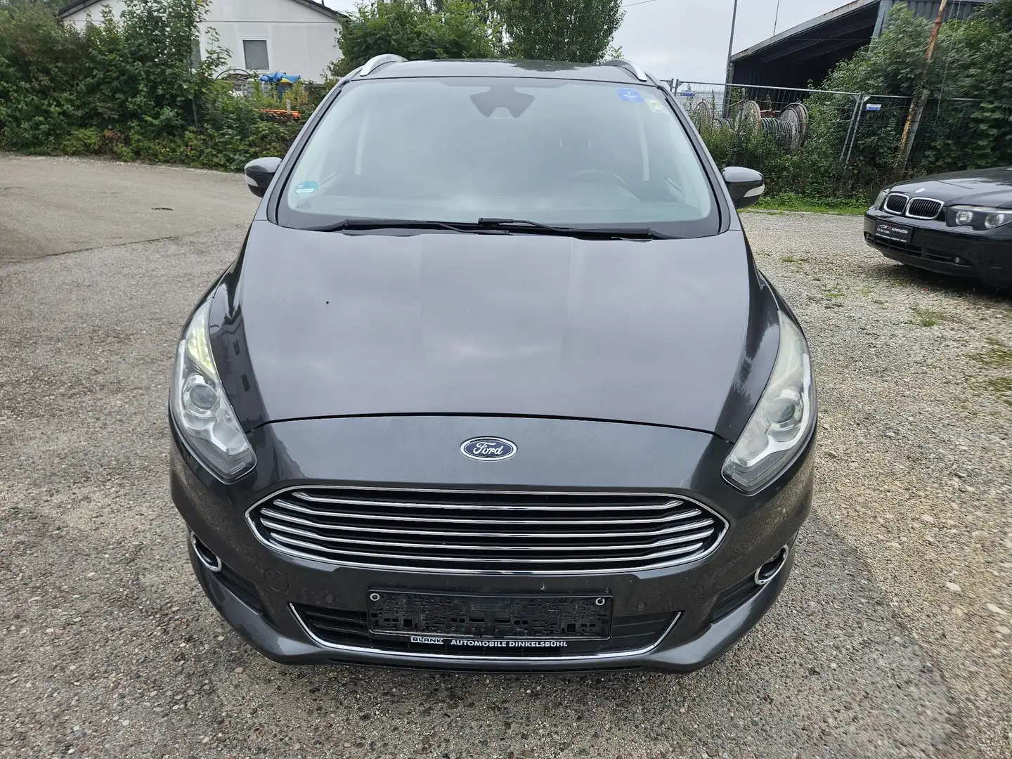 Ford S-Max Titanium Grau - 1