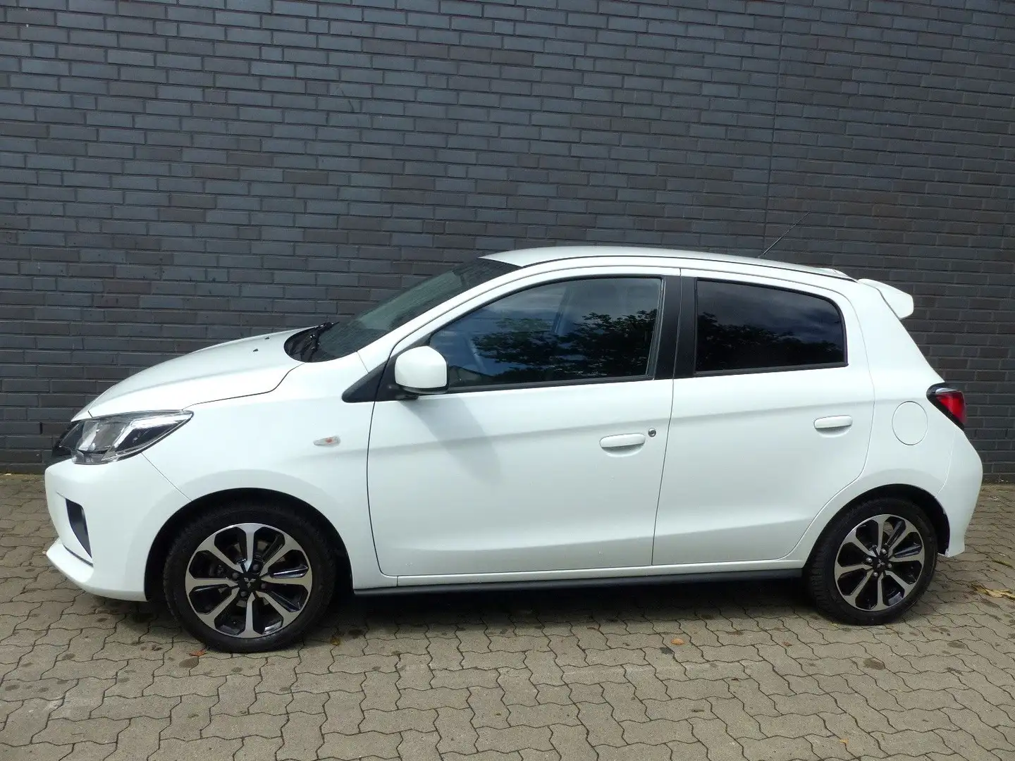 Mitsubishi Space Star Spirit+ Automatik/Kamera/Klima/Sitzh. Weiß - 1