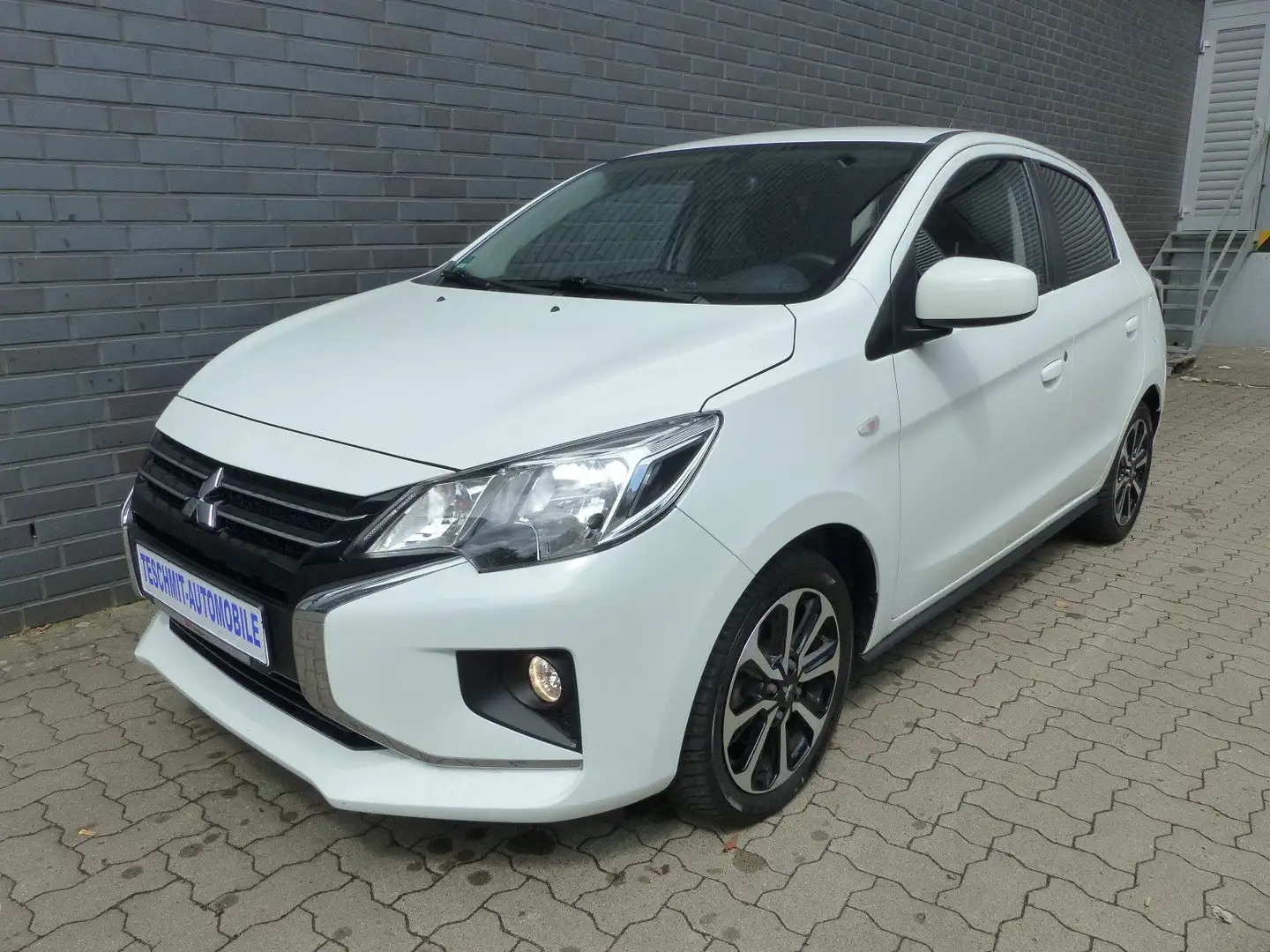 Mitsubishi Space Star Spirit+ Automatik/Kamera/Klima/Sitzh. Weiß - 2