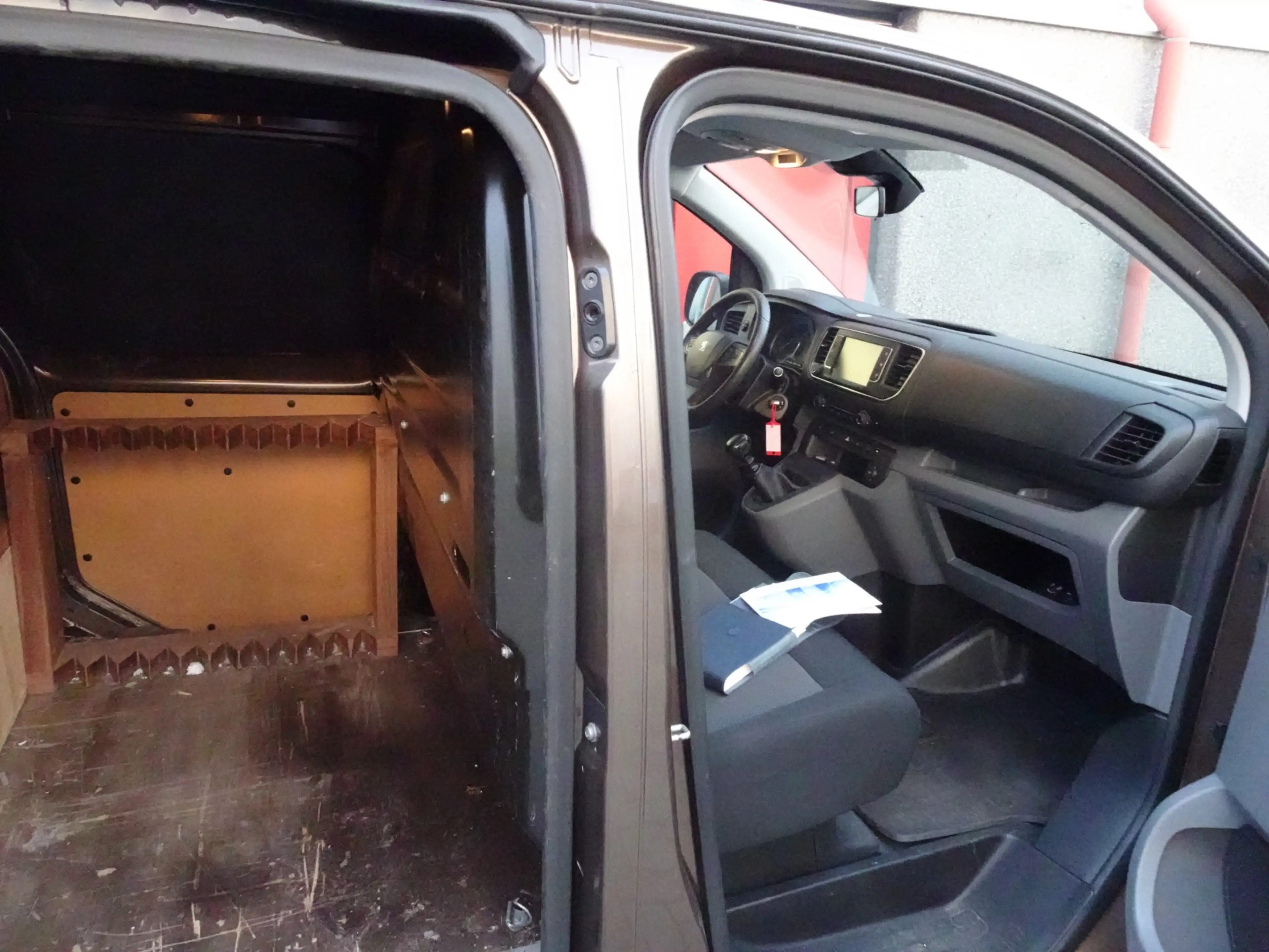 Peugeot Expert 231C 2.0 BlueHDI 120 Premium Pack 3 zits airco — photo 15