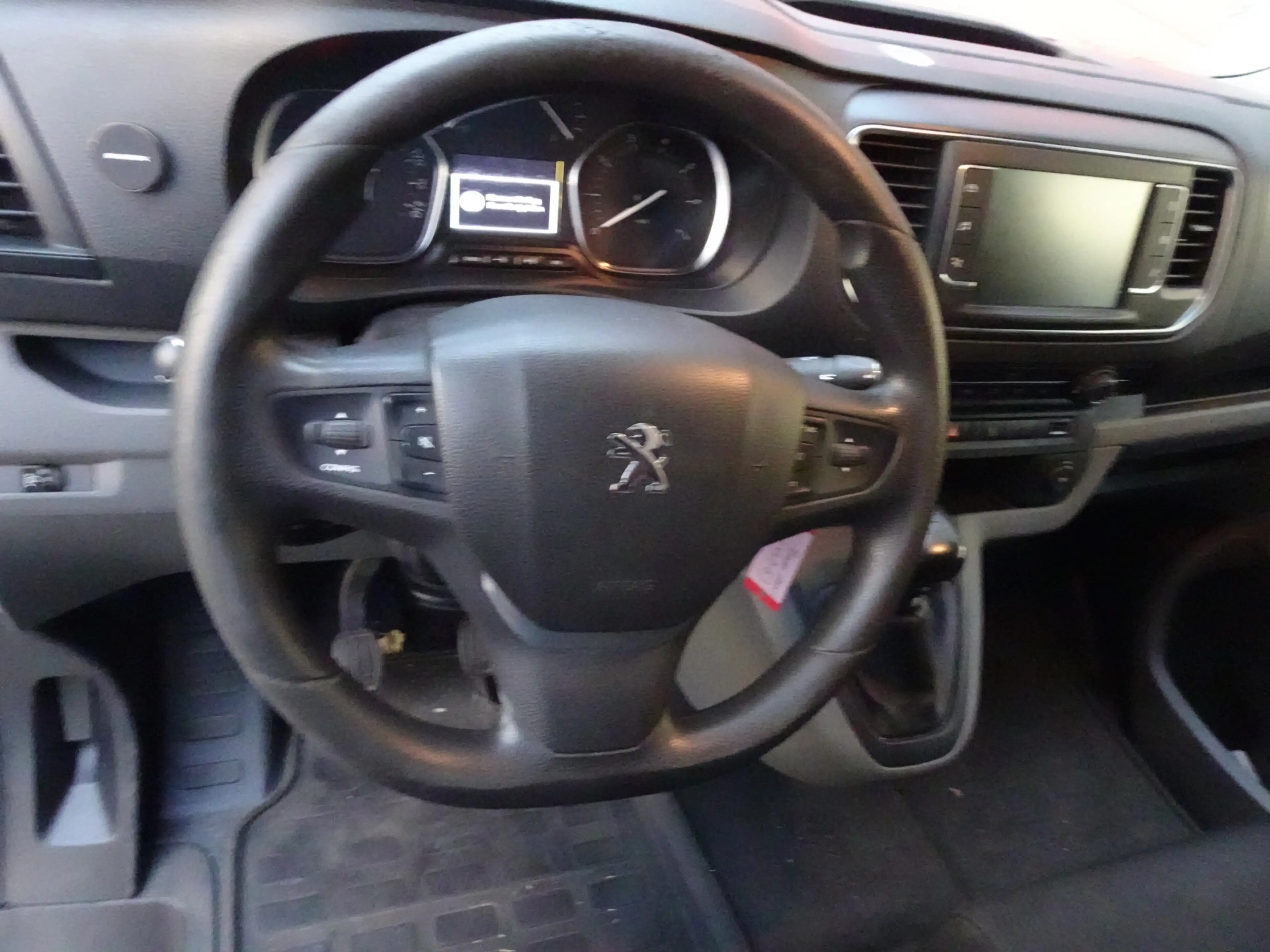 Peugeot Expert 231C 2.0 BlueHDI 120 Premium Pack 3 zits airco — photo 11