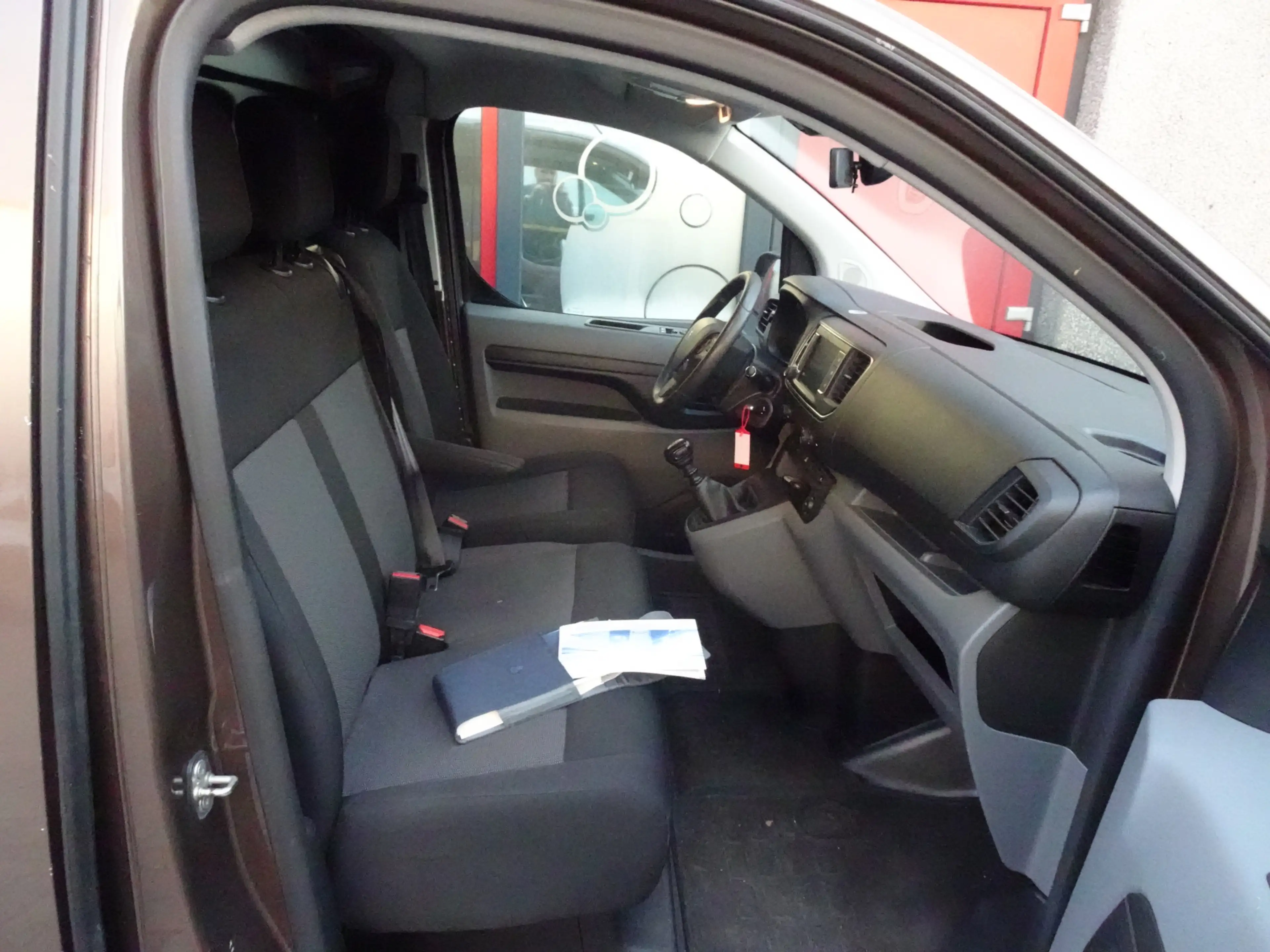 Peugeot Expert 231C 2.0 BlueHDI 120 Premium Pack 3 zits airco — photo 7