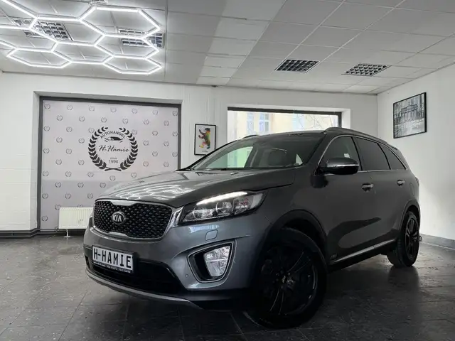 Kia Sorento SORENTO SPIRIT AWD AUTO LEDER NAVI CAM LK-HZ SZH