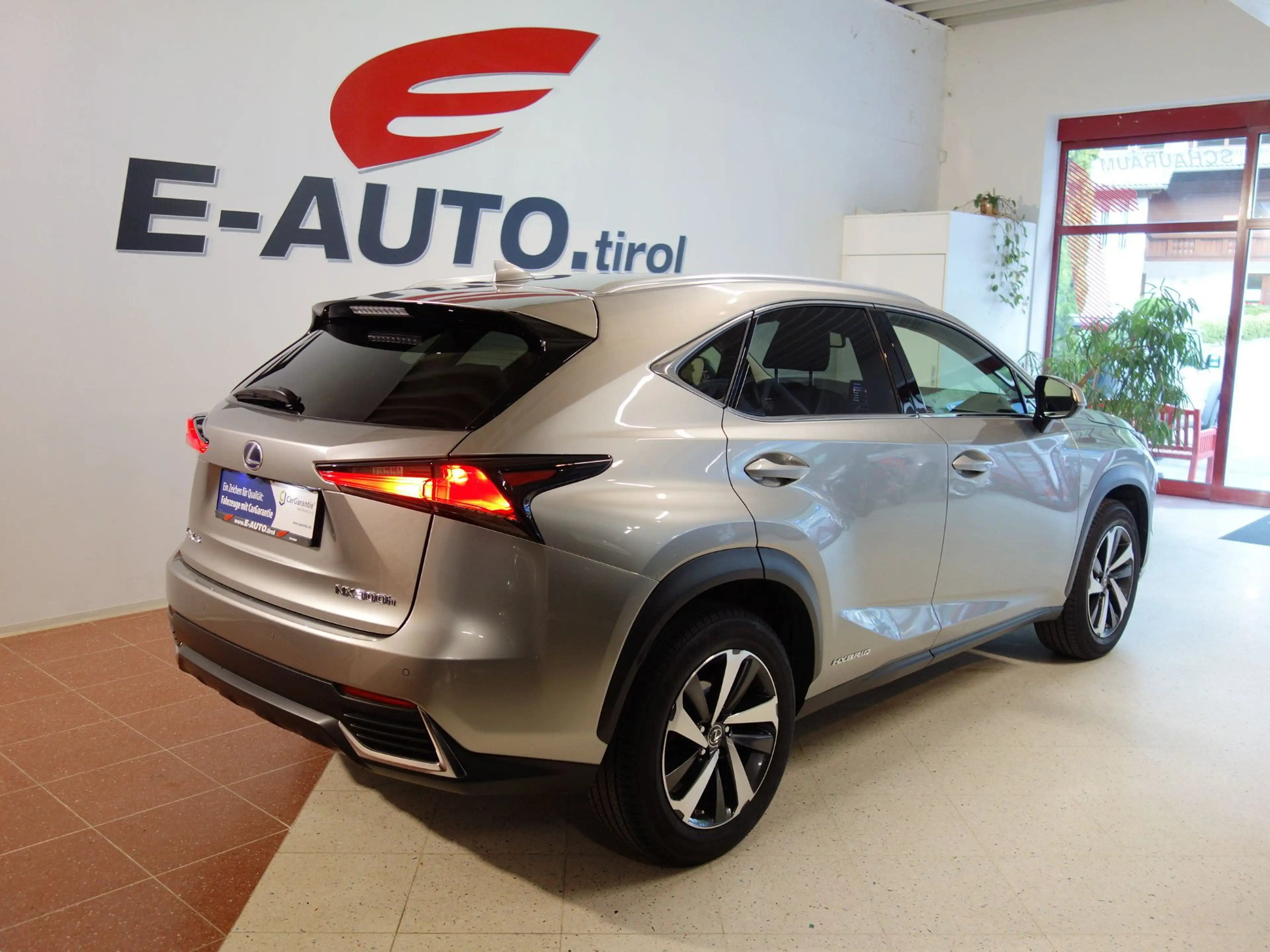 Lexus NX 300 AWD Aut. EXECUTIVE *199PS SYSTEM *GARANTIE — photo 8