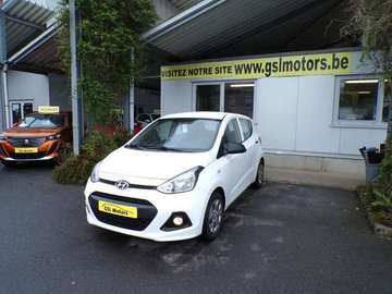 1.0i 67cv 5 places blanc 11/14 Radio CD USB