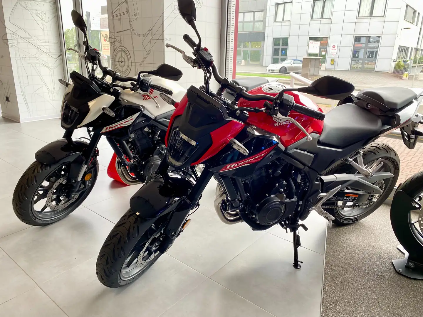 Honda Hornet CB500 Bianco - 1