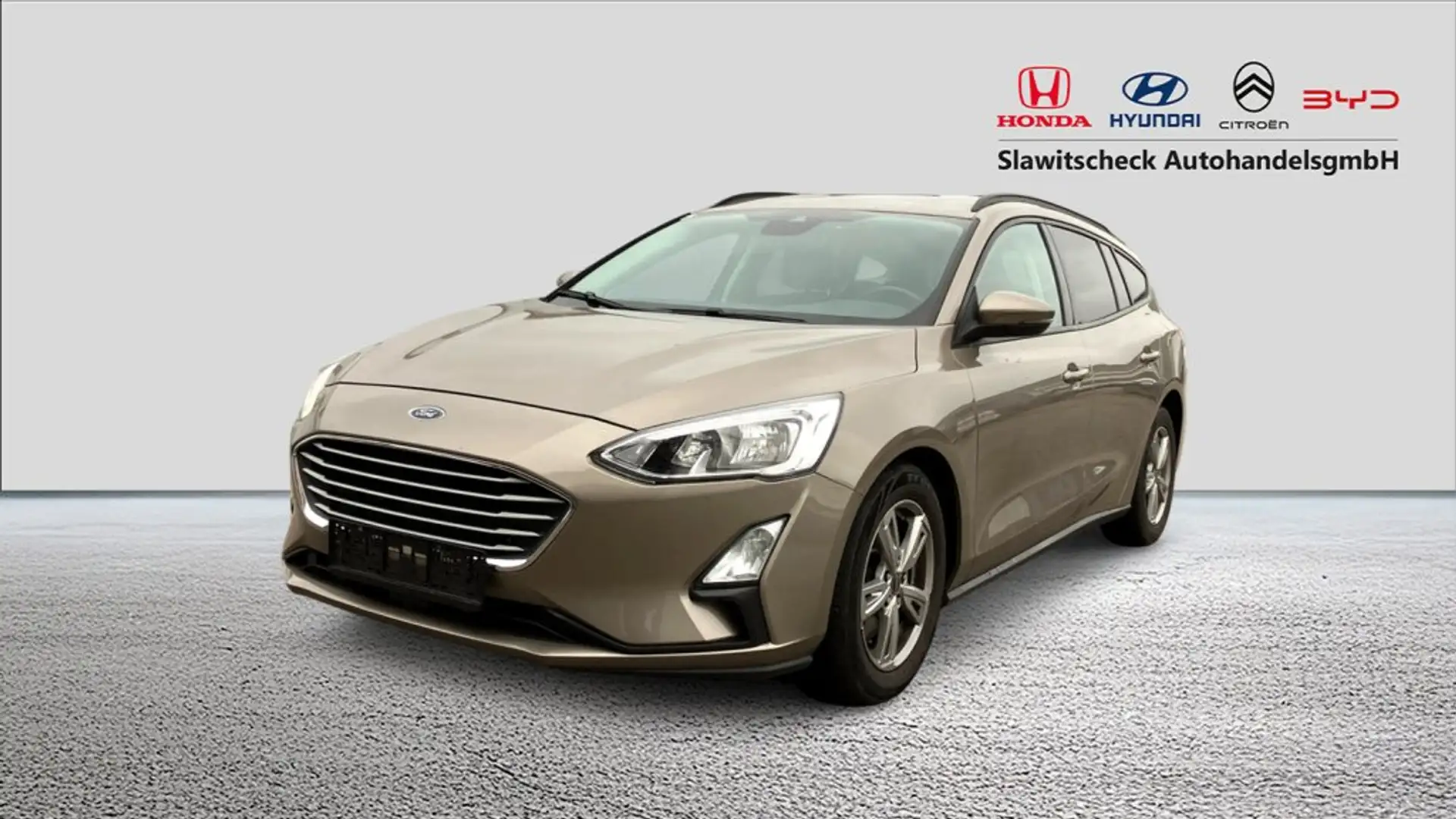 Ford Focus Traveller 1.0 EcoBoost Trend Grau - 1