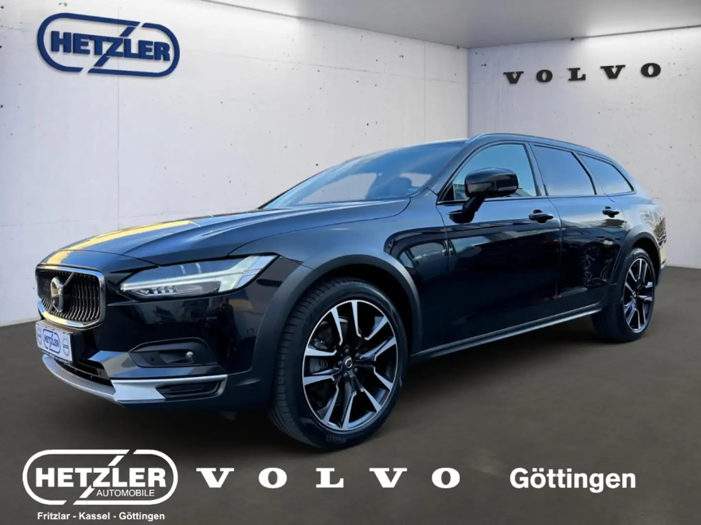Volvo V90 Cross Country Cross Country Ultimate AWD B5 Benzin EU6d ACC 360 Zwart - 1