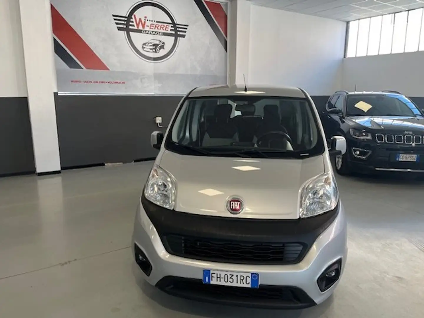 Fiat Qubo Qubo 2017 1.3 mjt 16v Lounge 80cv Argento - 1