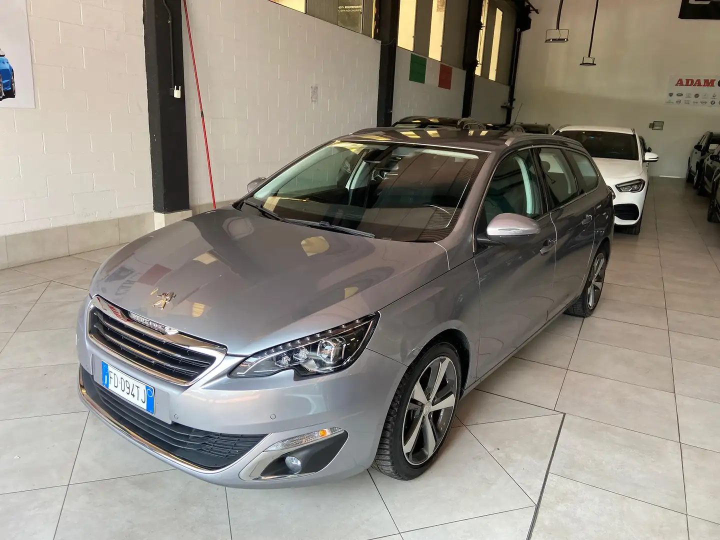 Peugeot 308 308 II 2013 SW SW 1.6 bluehdi Allure s Argento - 2