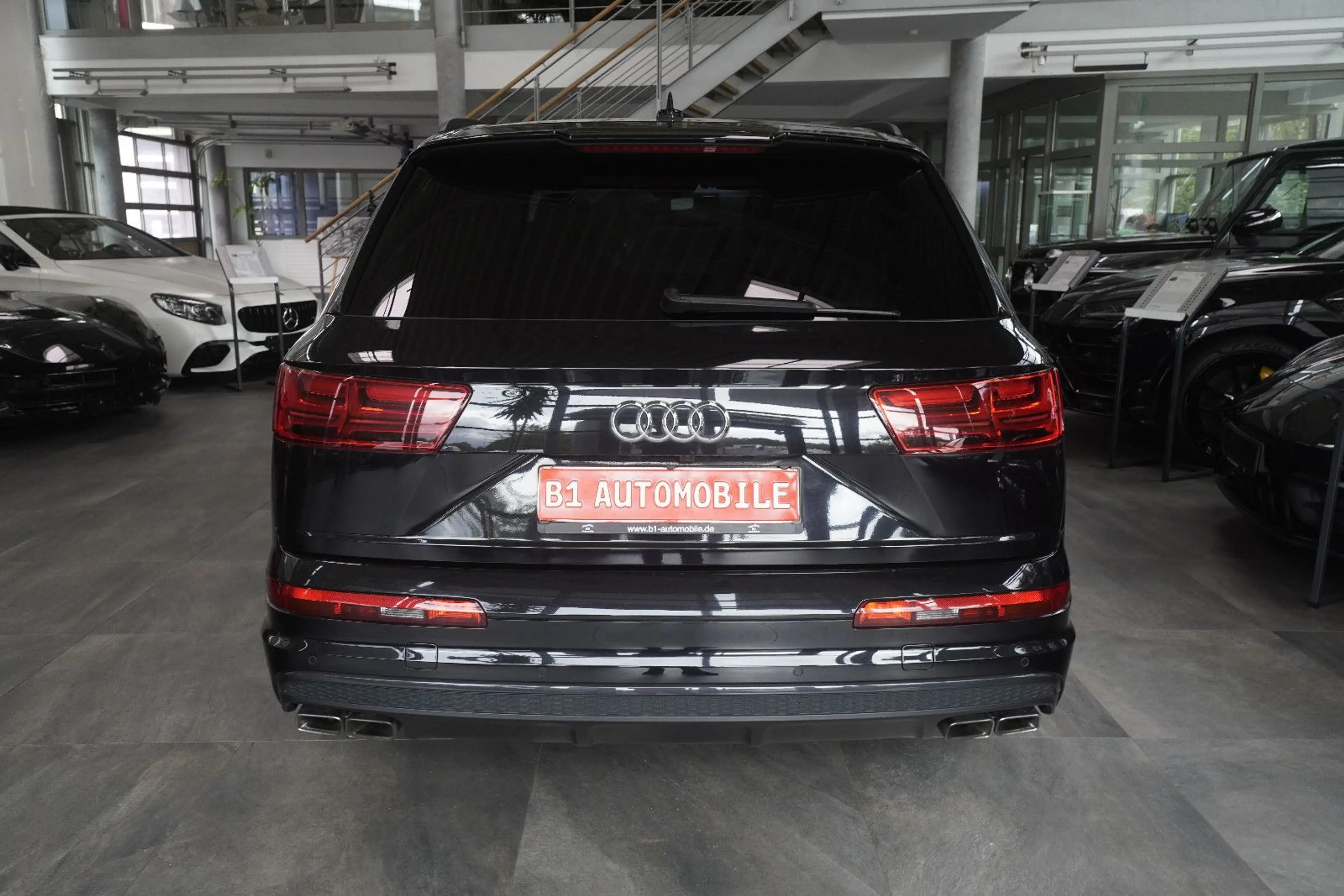 Audi SQ7 4.0 TDI quattro*PANO*BOSE*HEAD-UP*STHZ*7-SIT — photo 5