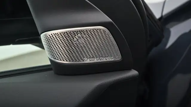 BMW iX3 50 xDrive 108,7kWh Ansicht 13