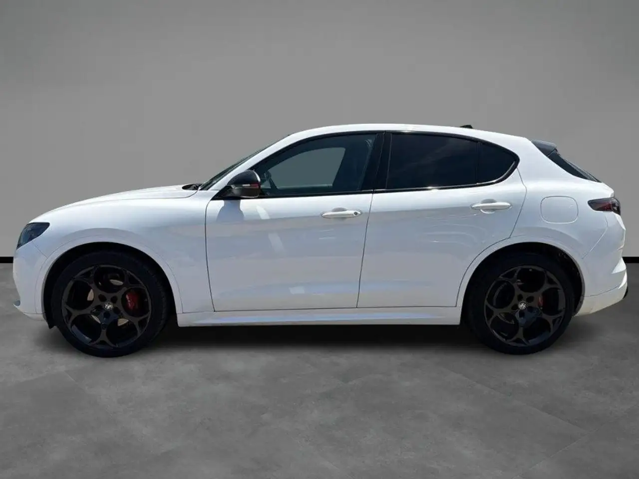 Alfa Romeo Stelvio 2024