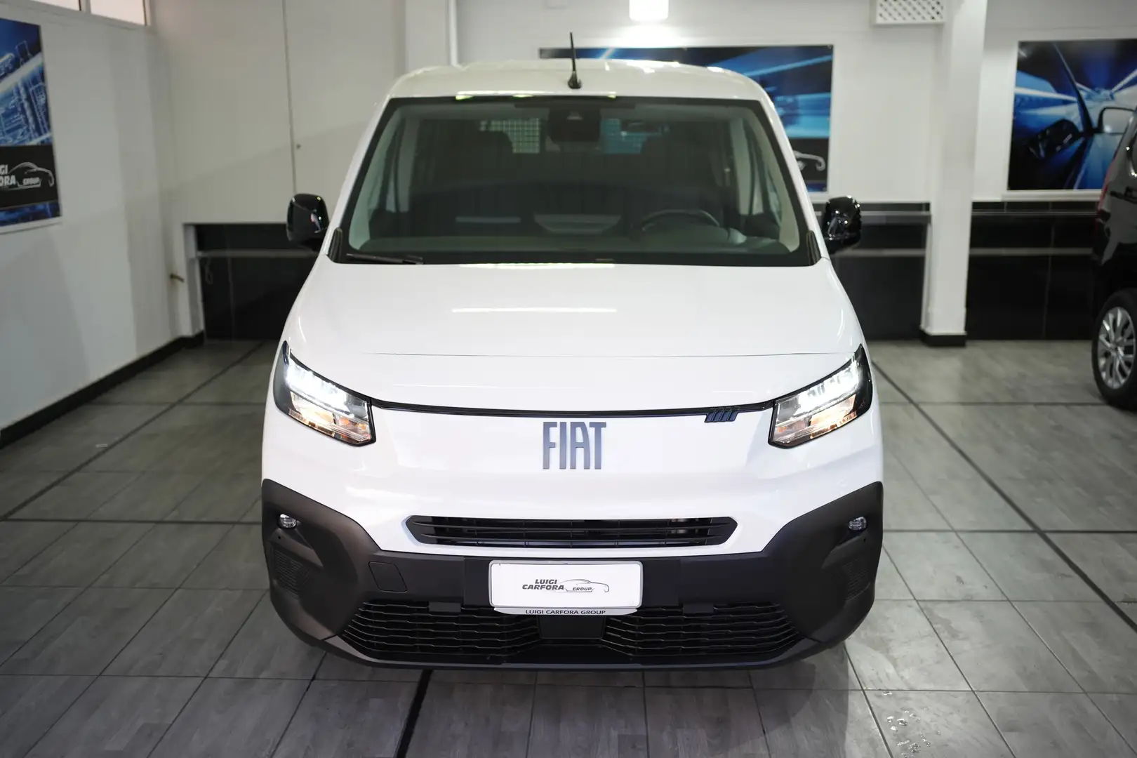 Fiat Doblo 1.5 BlueHdi 130CV Combi N1 Weiß - 2