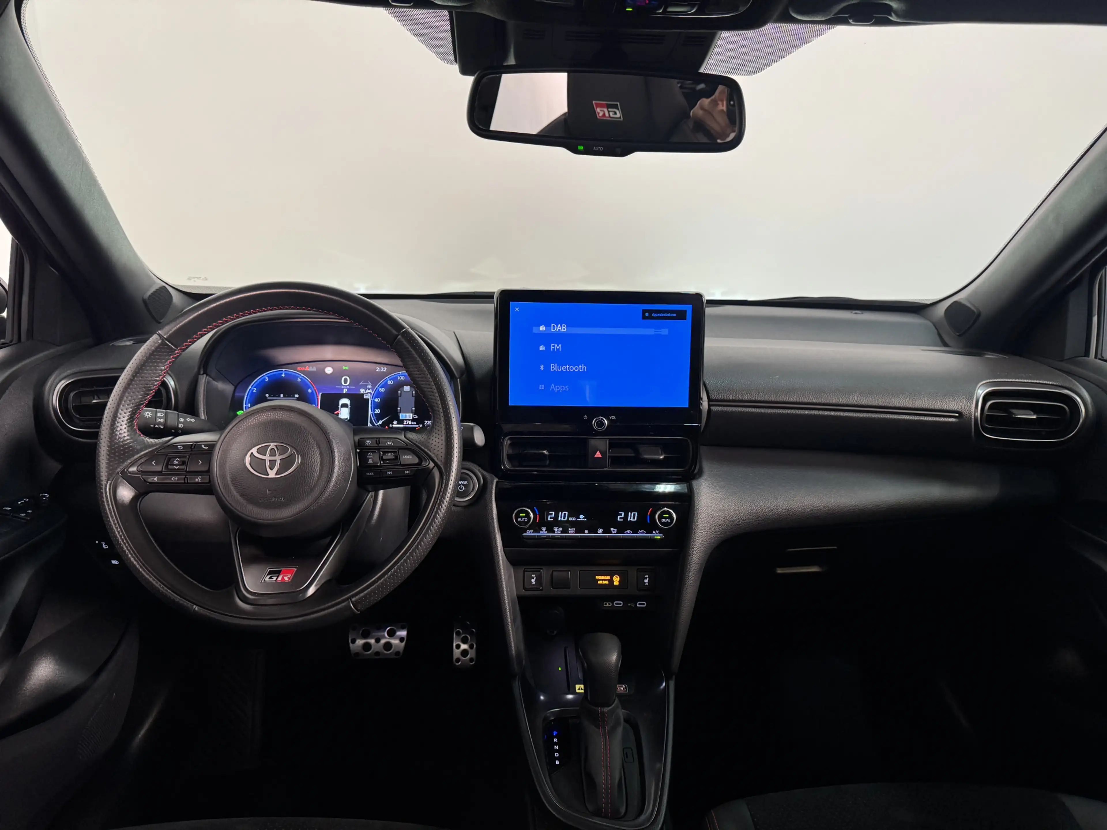 Toyota Yaris Cross 1.5 Hybrid 130 GR SPORT | Trekhaak | Blind Spot Mo — photo 2