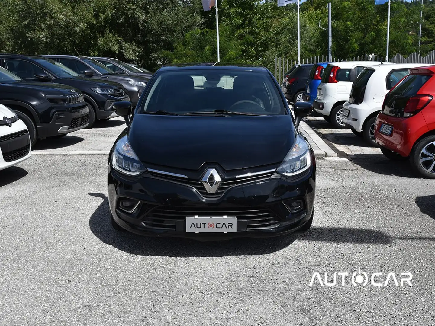 Renault Clio Clio IV 2017 0.9 tce Moschino Zen 90cv Noir - 2