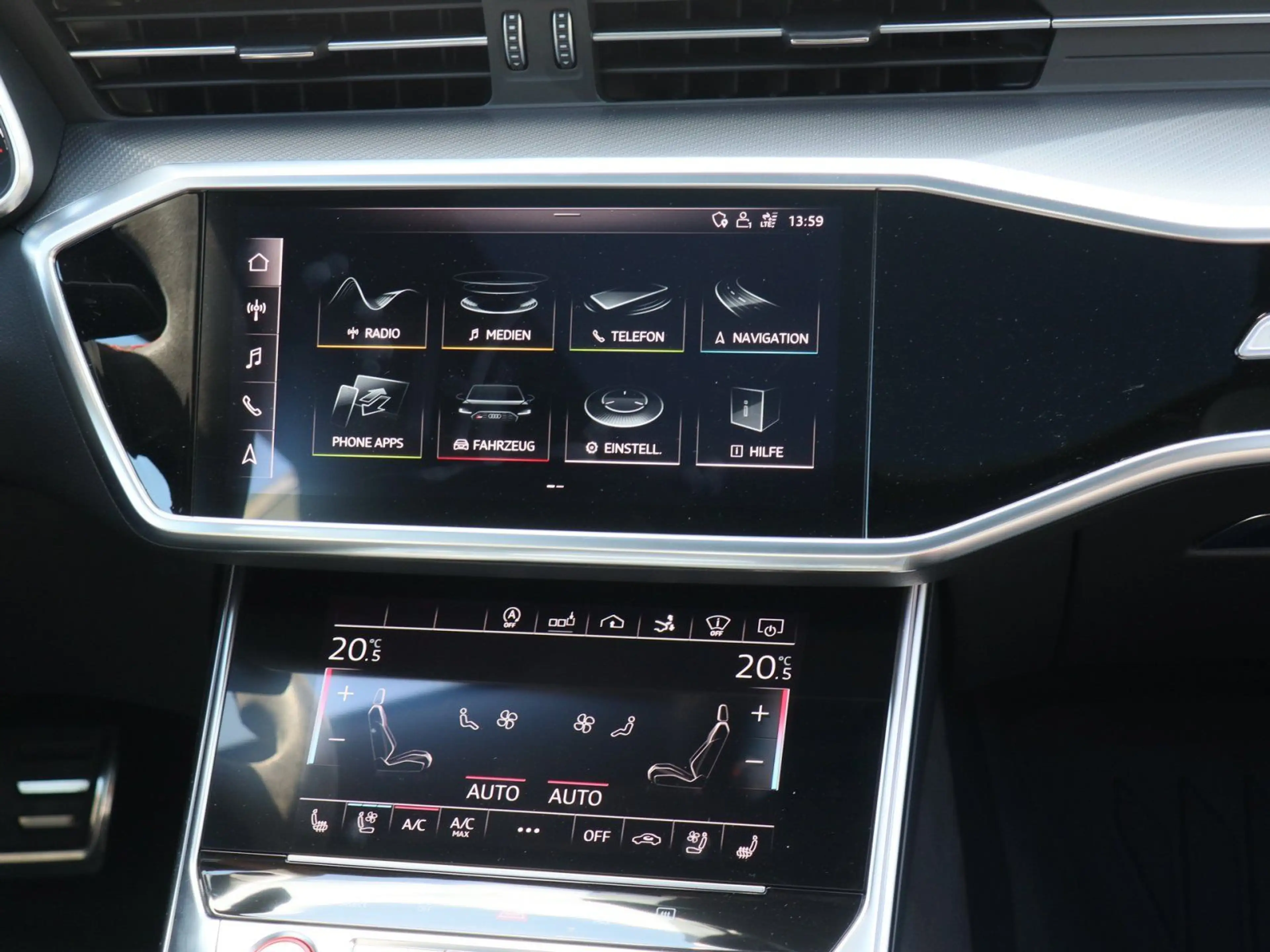 Audi RS7 nza 4.0 TFSI Pano Dynamik+ B&O Ke — photo 7