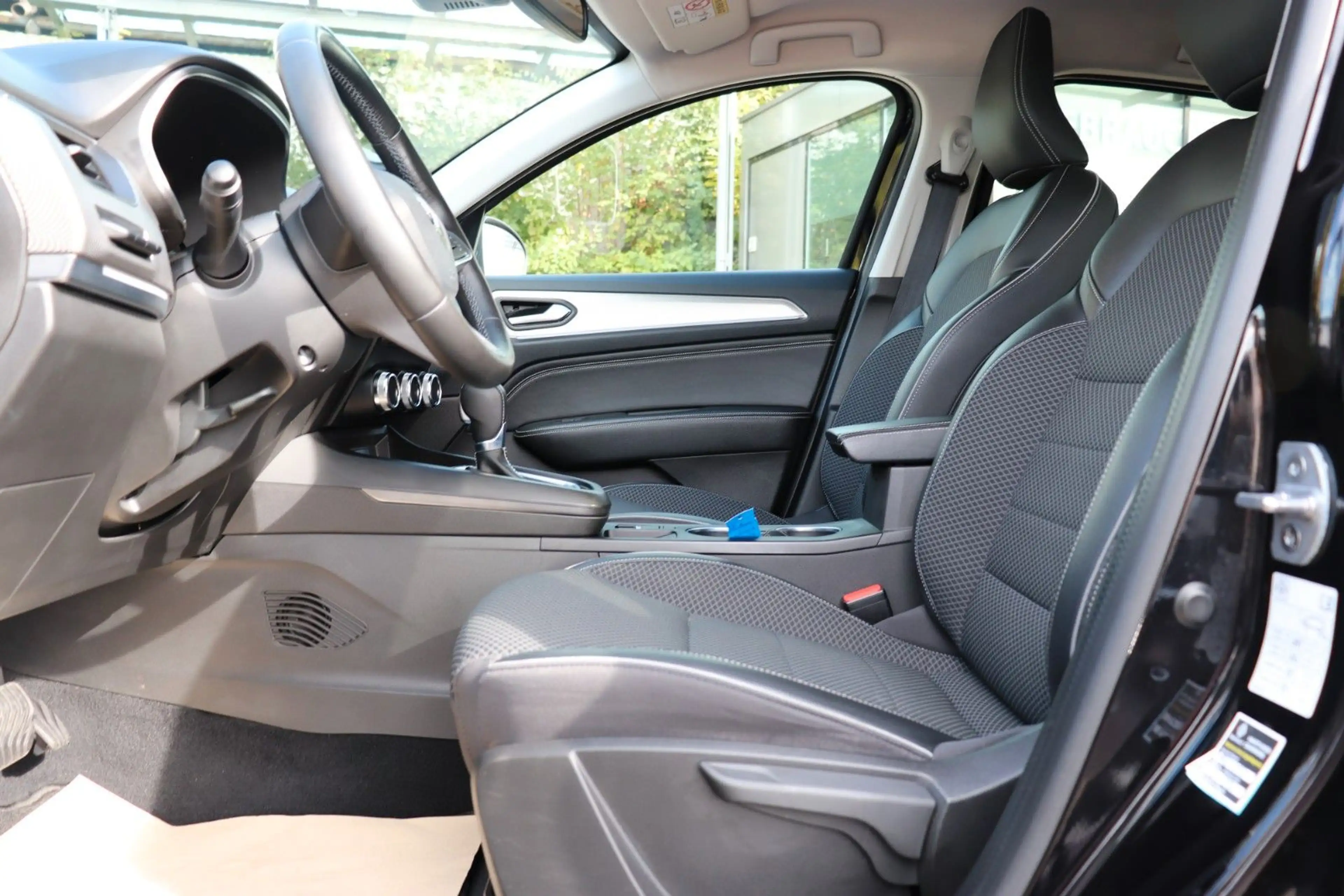 Renault Arkana Intens 1.6 E-Tech Hybrid 145, Winter-Pak. — photo 10