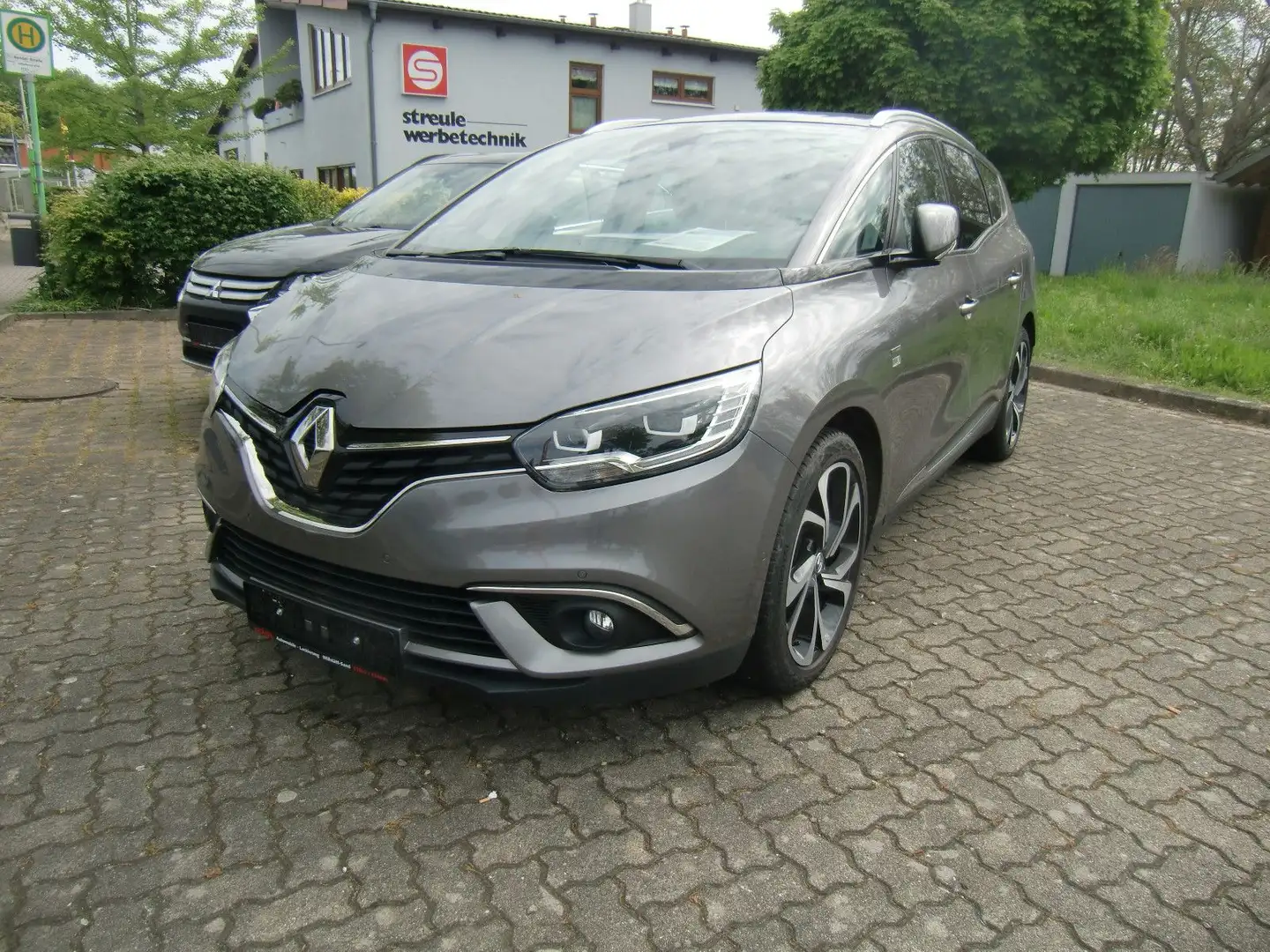 Renault Scenic IV Grand BOSE Edition/Navi/headup/Kamera Szary - 1