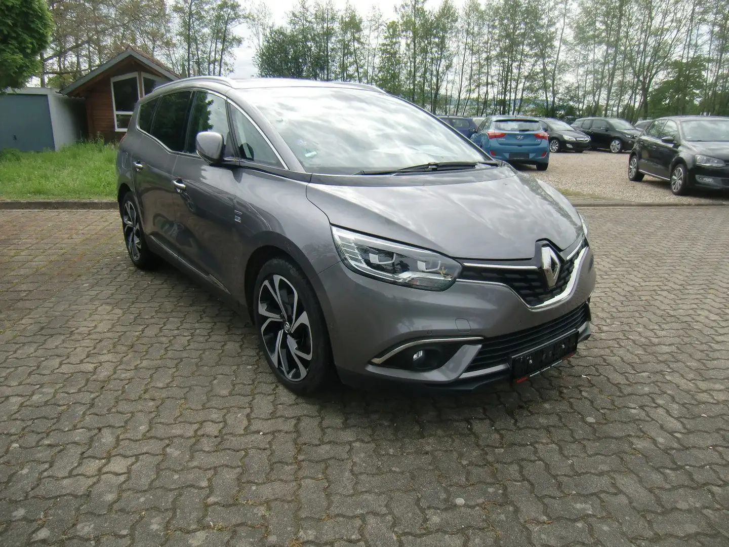 Renault Scenic IV Grand BOSE Edition/Navi/headup/Kamera Grau - 2