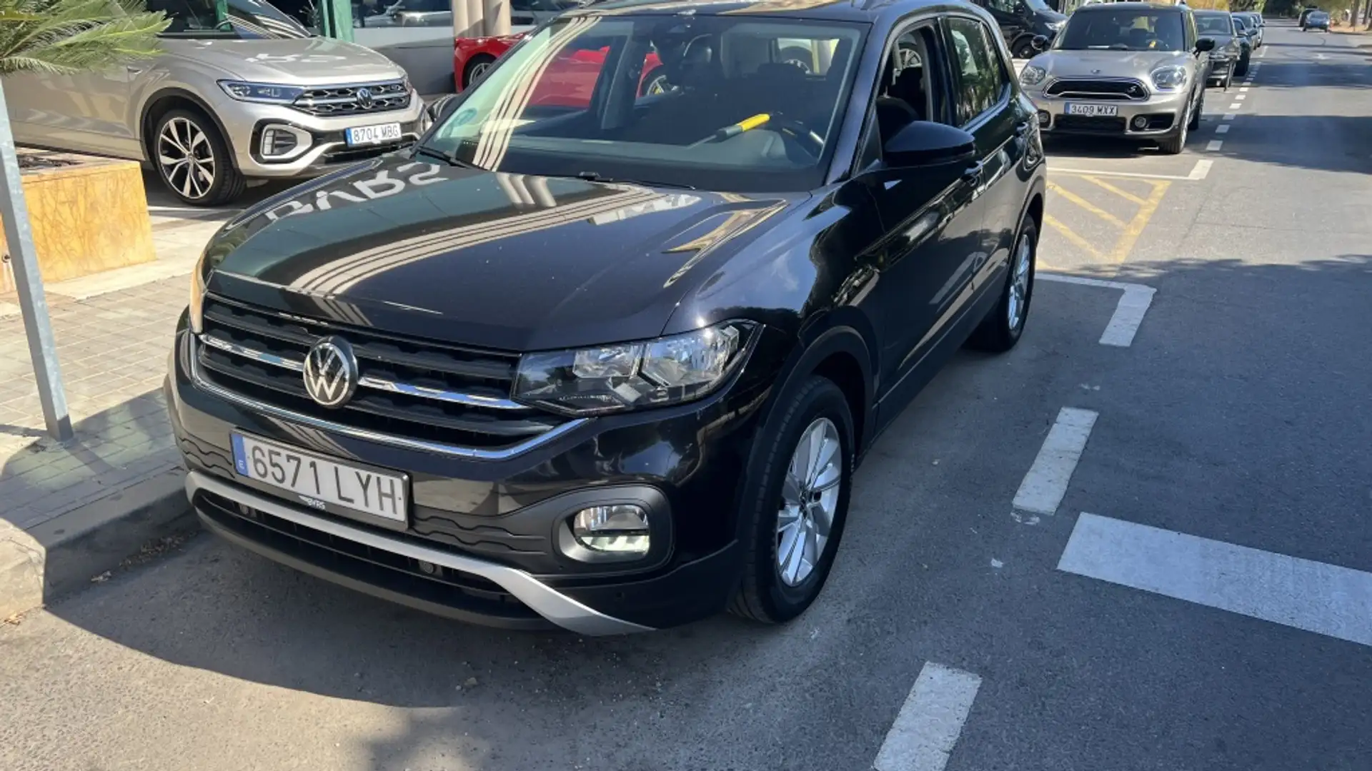 Volkswagen T-Cross 1.0 TSI Advance DSG7 81kW Zwart - 1
