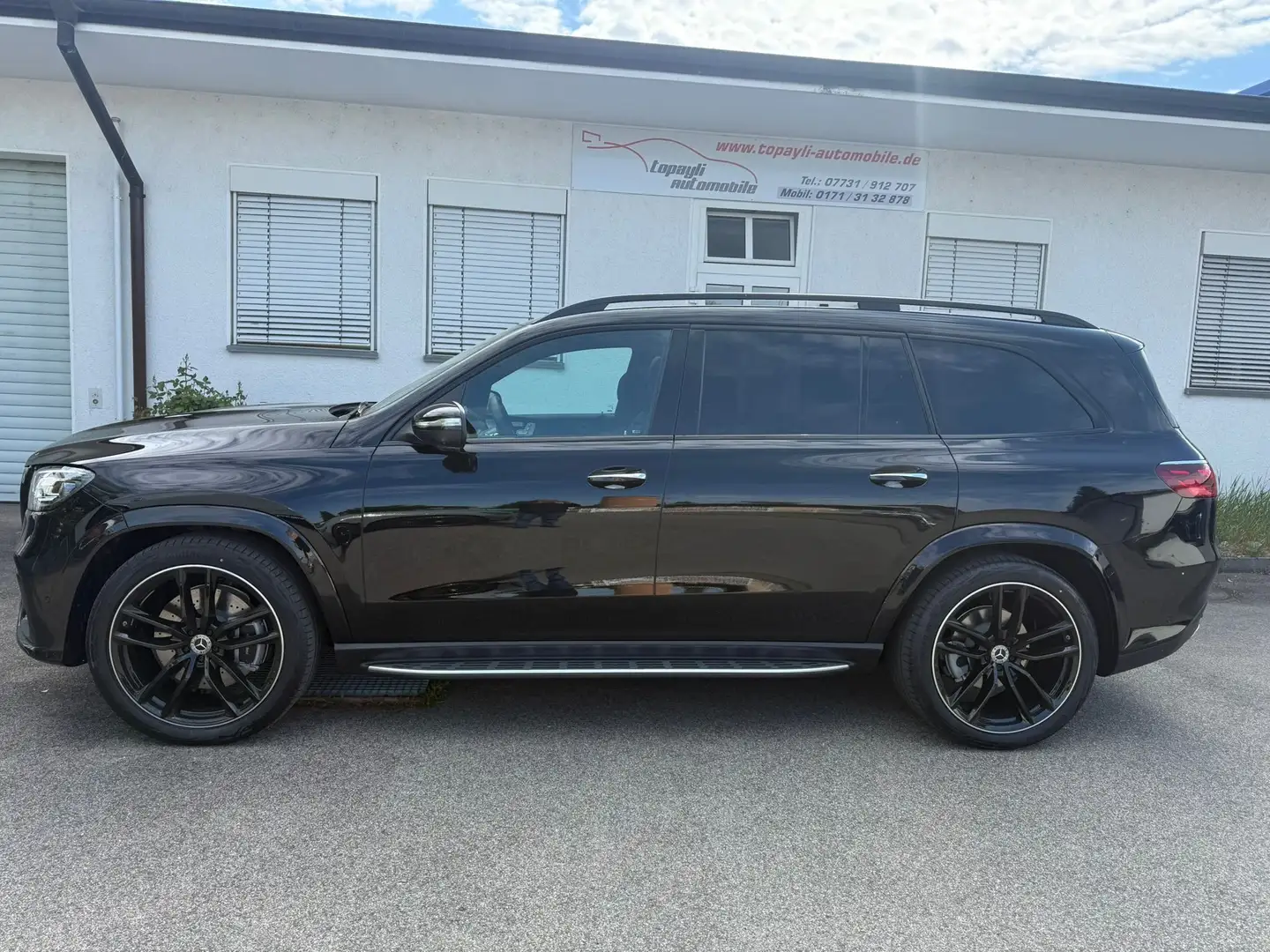Mercedes-Benz GLS 450 GLS 450d/4M/AMG/23"/2025/PREM+/HEADUP/PAN/SOFORT/ Negru - 1