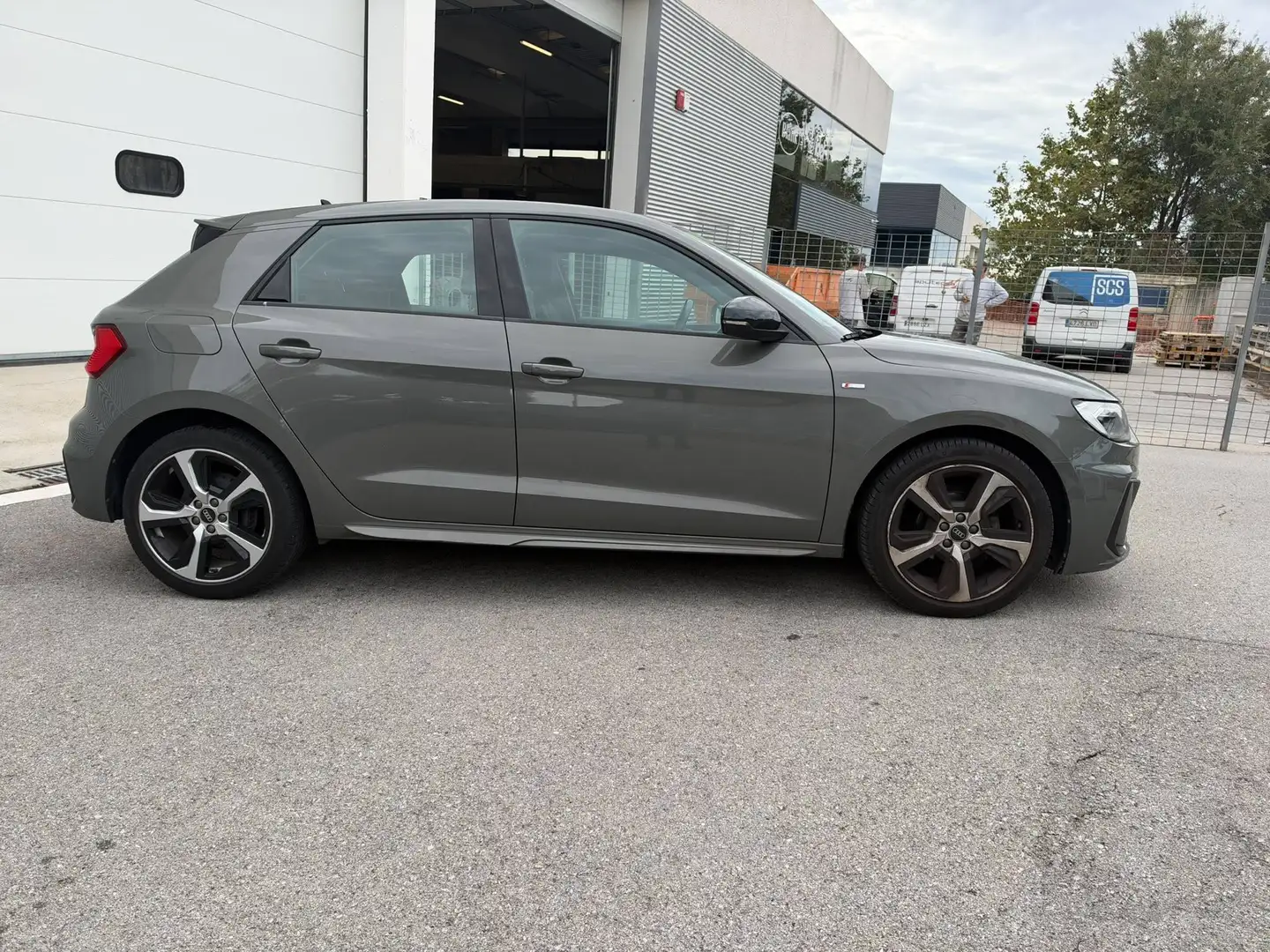 Audi A1 A1 Sportback 25 TFSI S line S line Gris - 1
