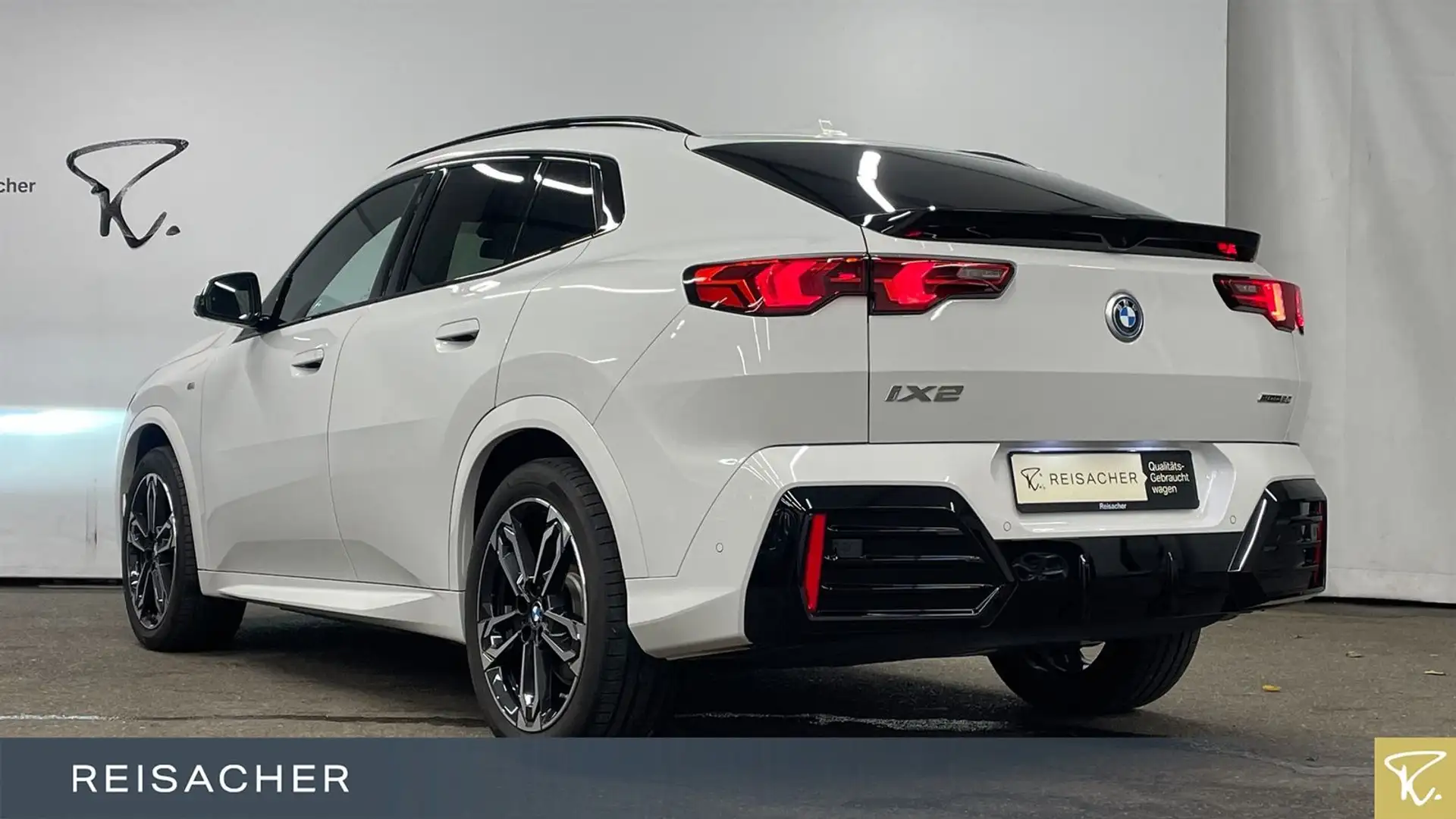 BMW iX2 A eDrive20 M-Sport LCPro HUD 360° SHZ 19"LM Weiß - 2