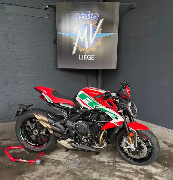 MV Agusta Dragster - foto 8