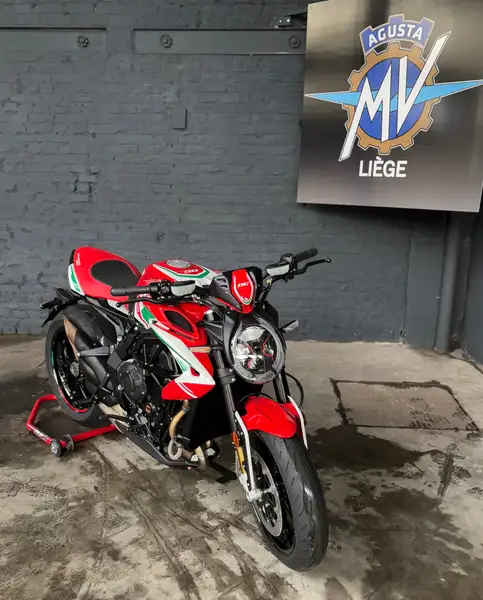 MV Agusta Dragster - foto 2