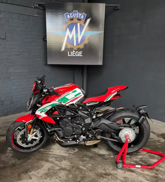 MV Agusta Dragster - foto 3