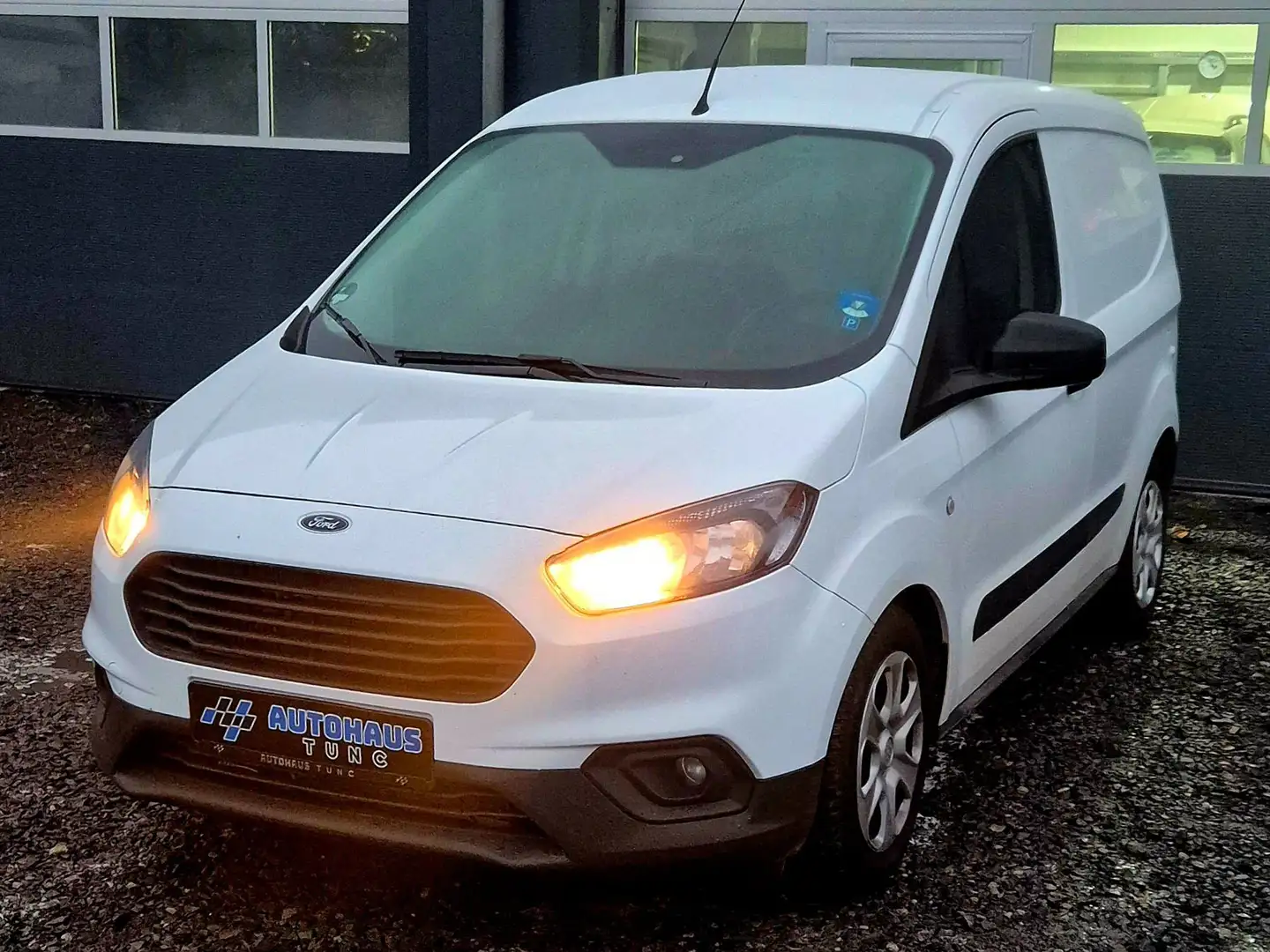 Ford Transit Courier Trend, Rückfahrkamera, Audio-Paket 36, WinterPa Weiß - 1