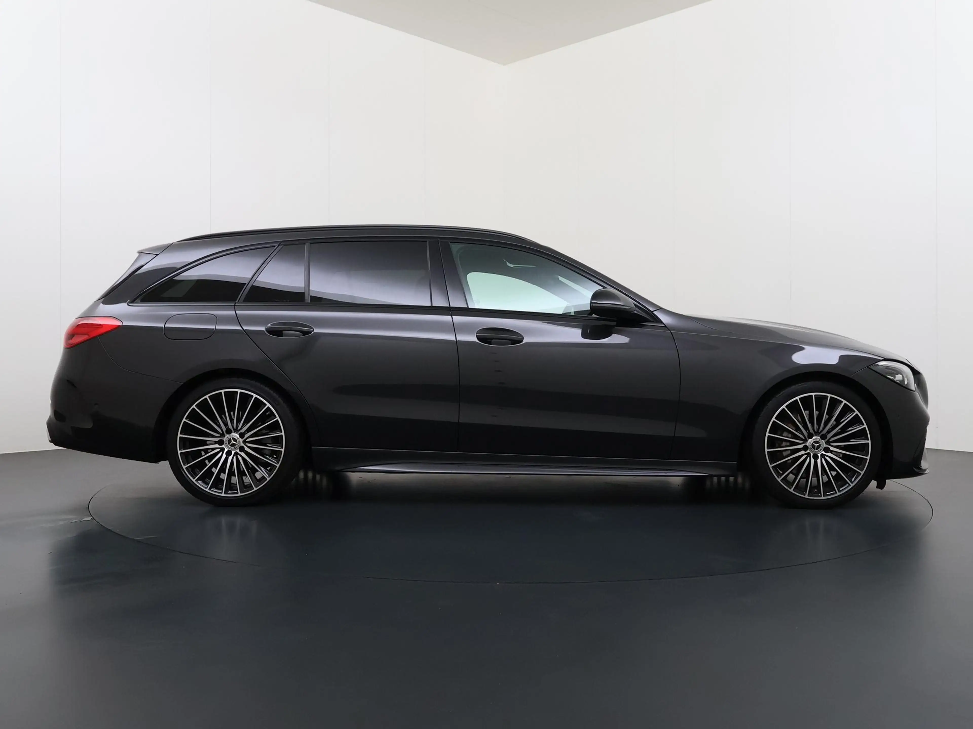 Mercedes-Benz C 200 Estate Launch Edition AMG Line | Trekhaak Wegklapb — photo 9