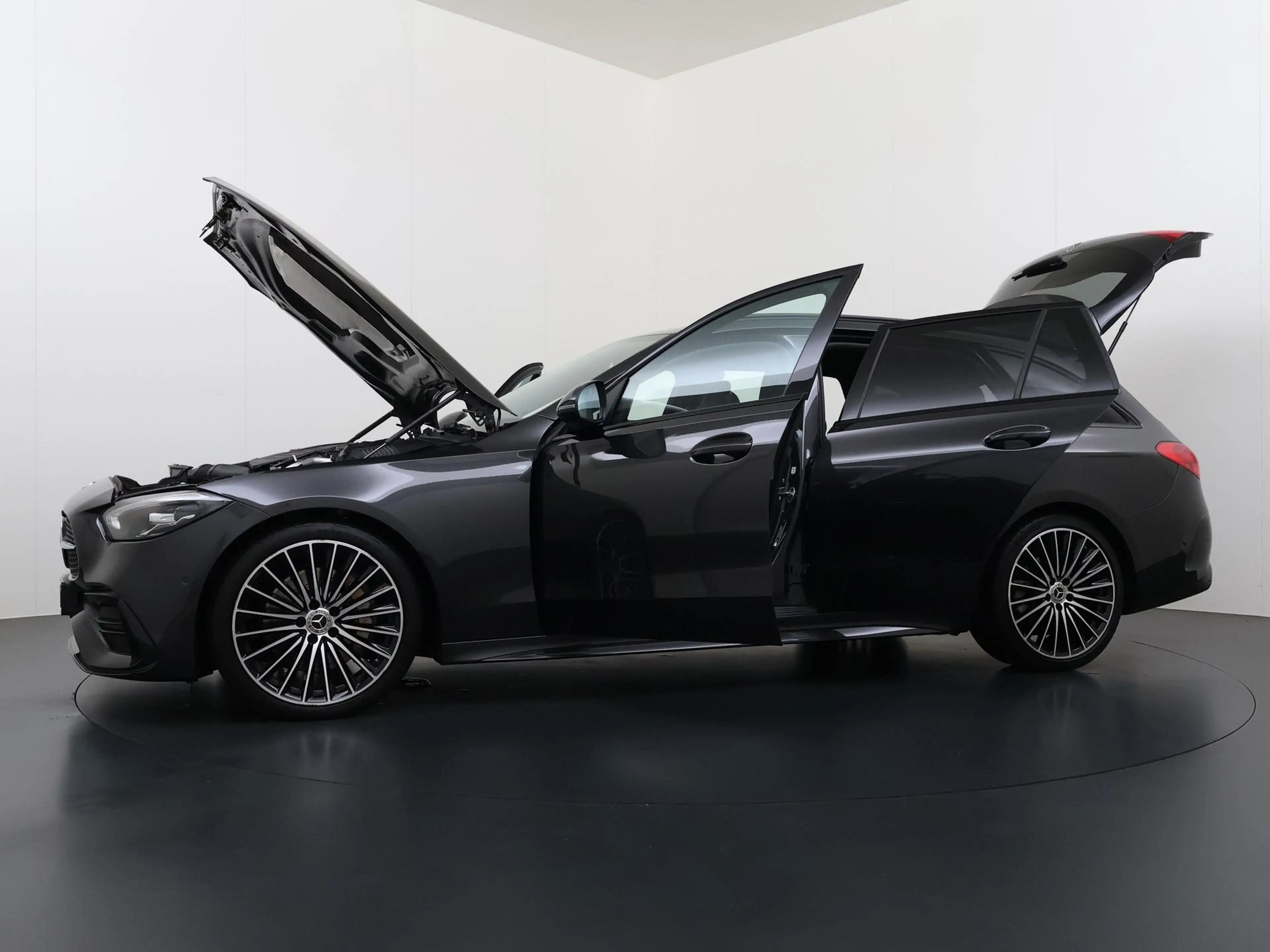 Mercedes-Benz C 200 Estate Launch Edition AMG Line | Trekhaak Wegklapb — photo 14
