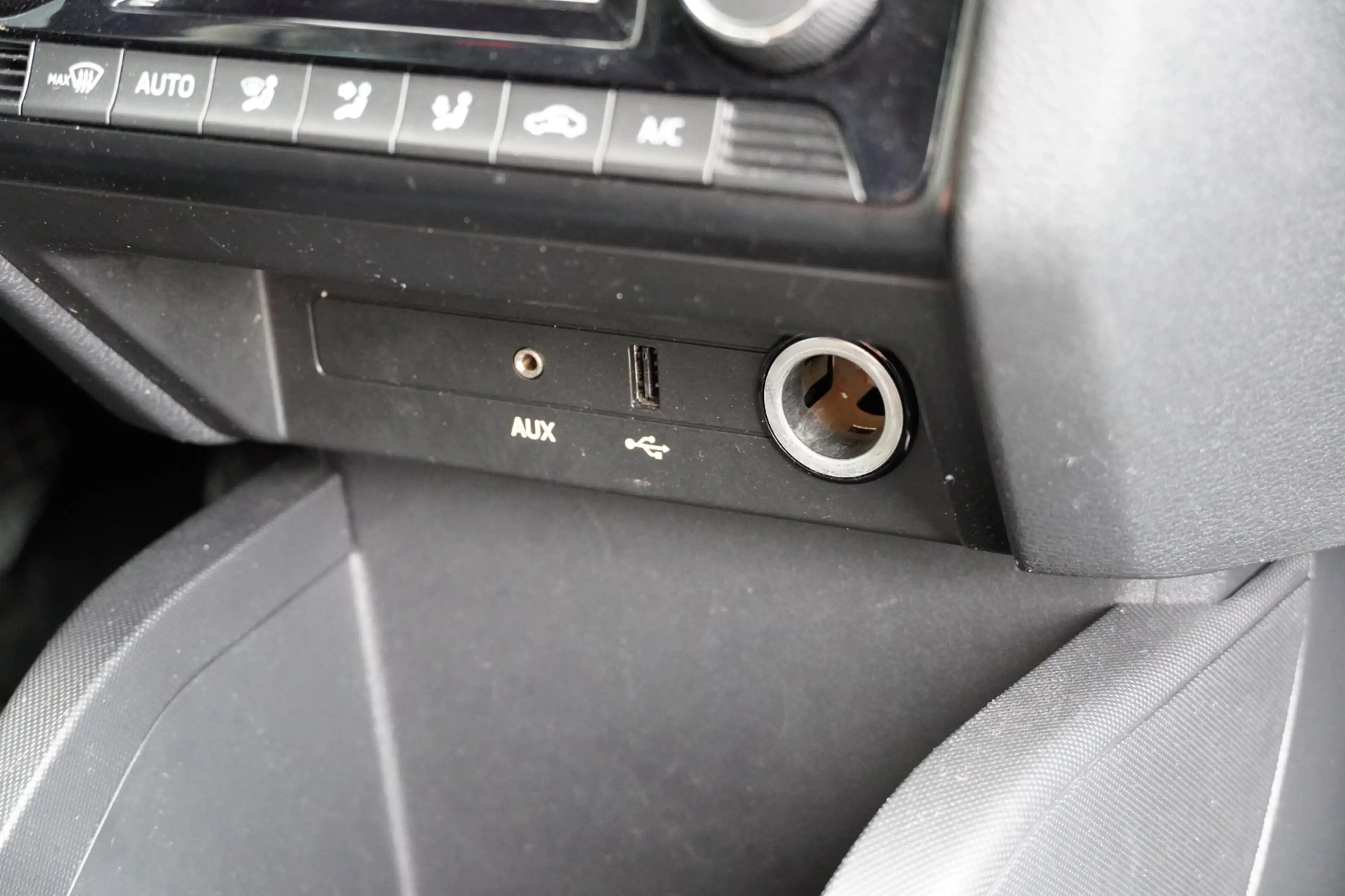 Skoda Fabia Combi 1.2 TSI First Ed. NAP DAB+/PDC/Stoelverw. — photo 23