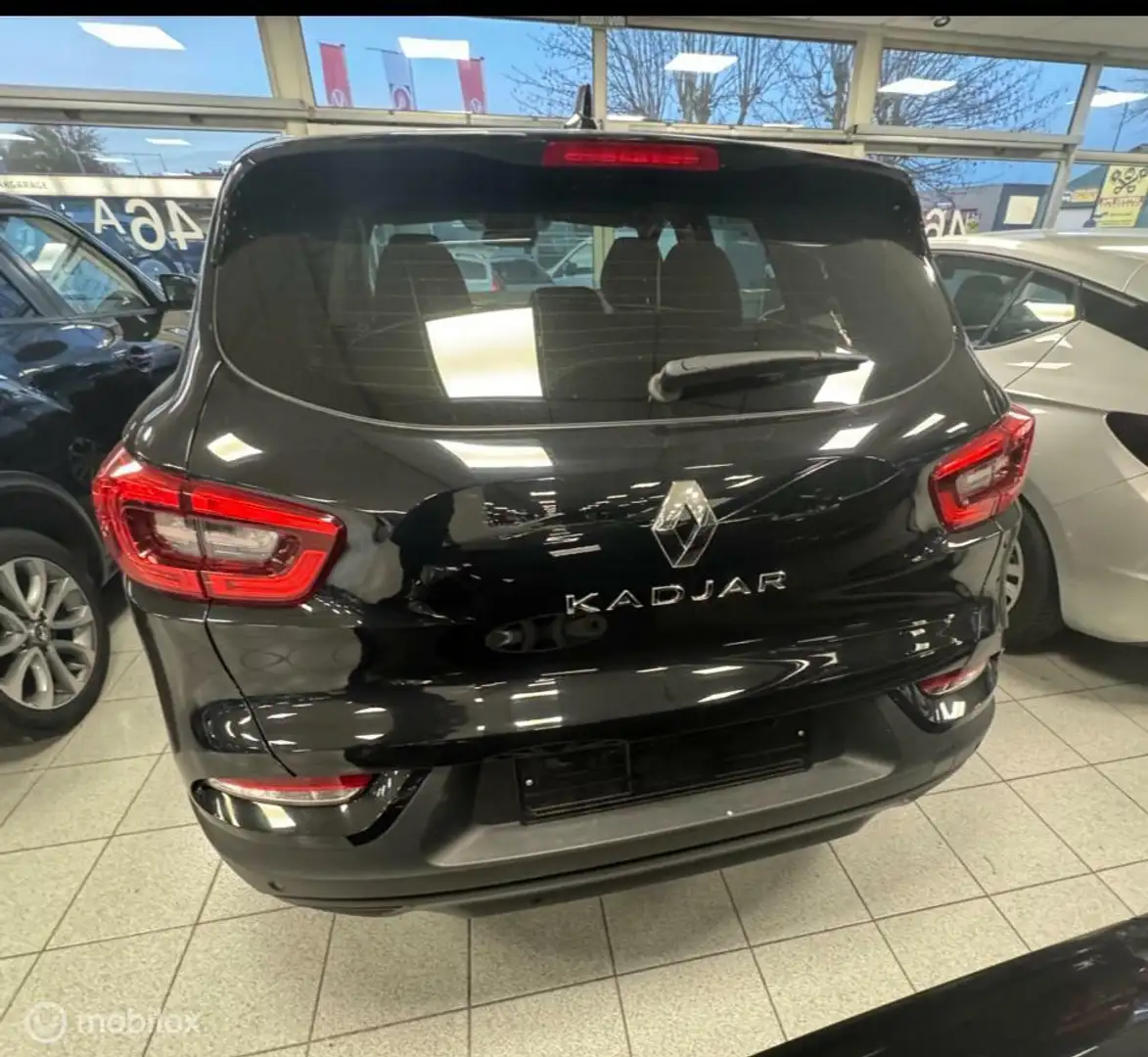 Renault Kadjar NIEUWSTAAT !!! 1.3 TCe Zen 29.000 KM! Noir - 2