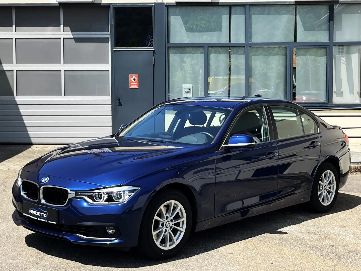 BMW 318 318 i Advantage 3 Lim. 318 i LED,Klima Kék - 2