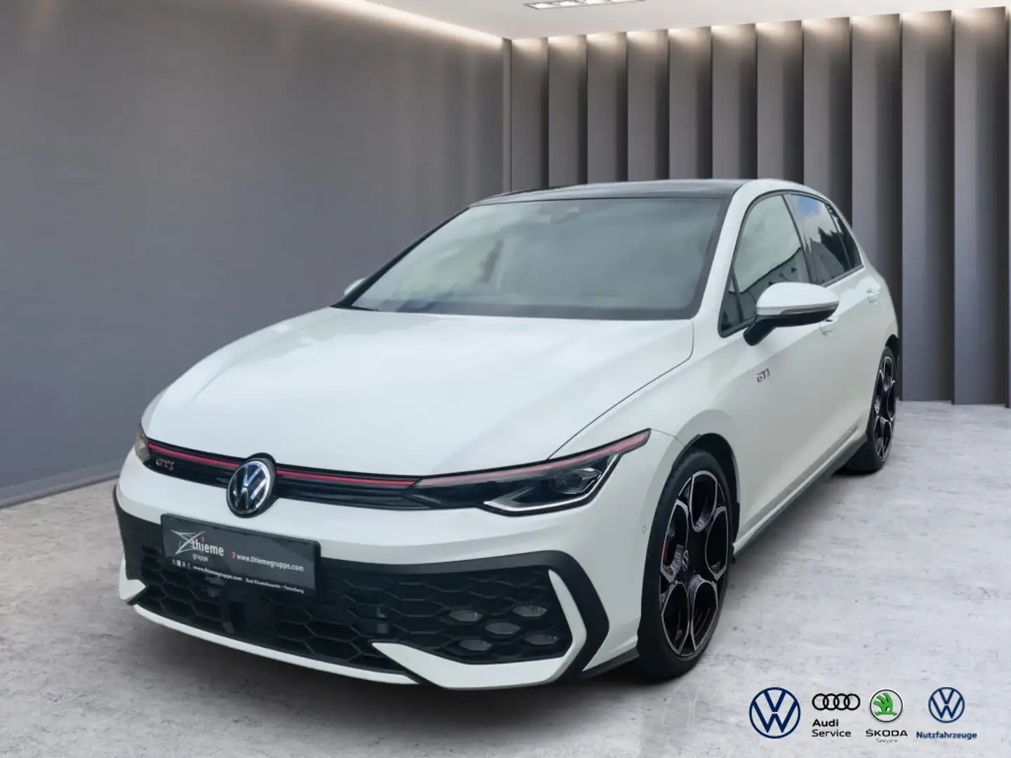 Volkswagen Golf VIII GTI 2.0 TSI Blanc - 1