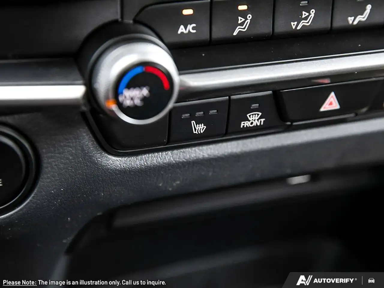Mazda CX-30 photo Mazda CX-30