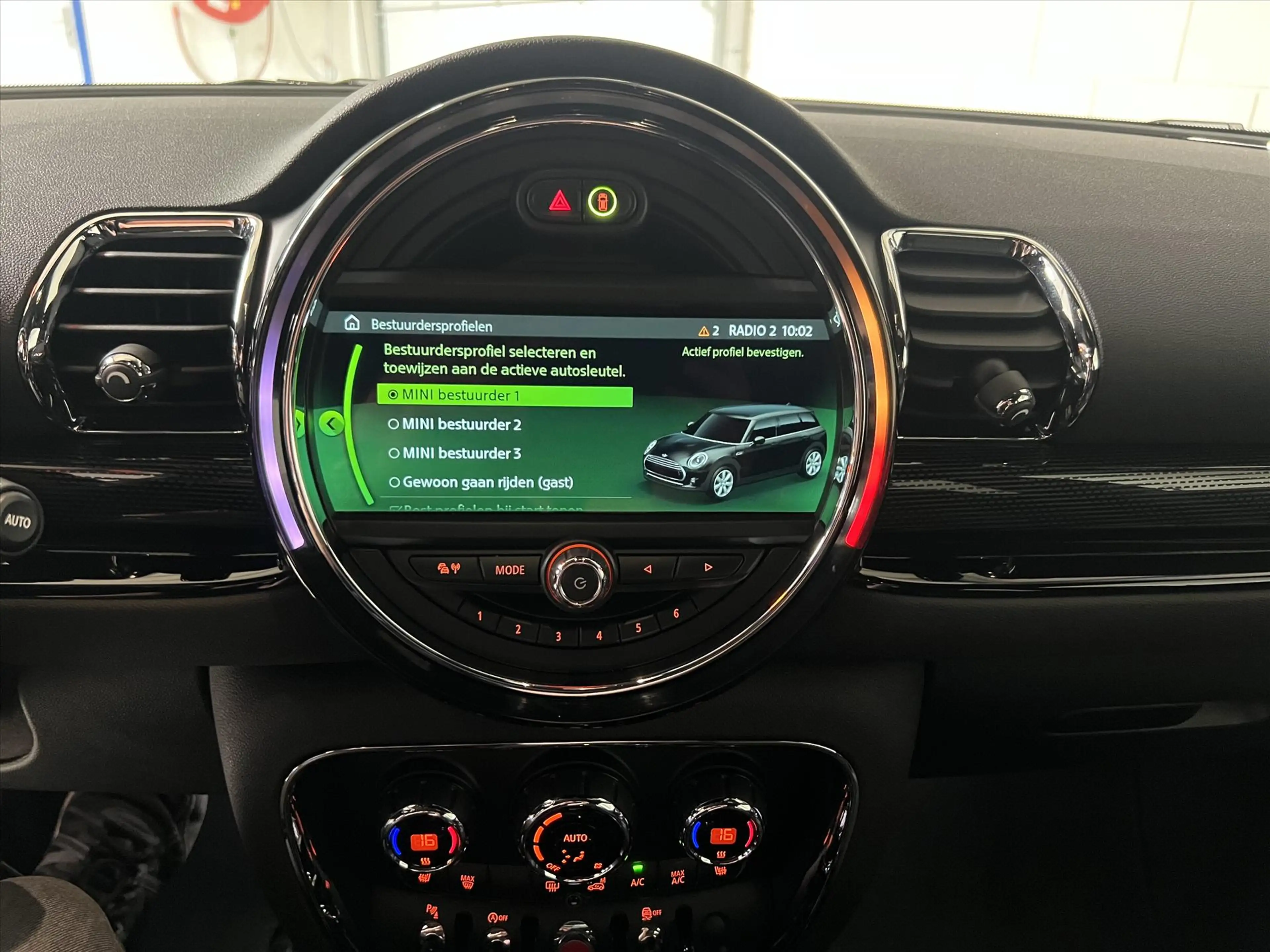MINI Cooper Clubman 1.5 136pk Aut Led, Keyless, ACC, Camera, NWST — photo 13
