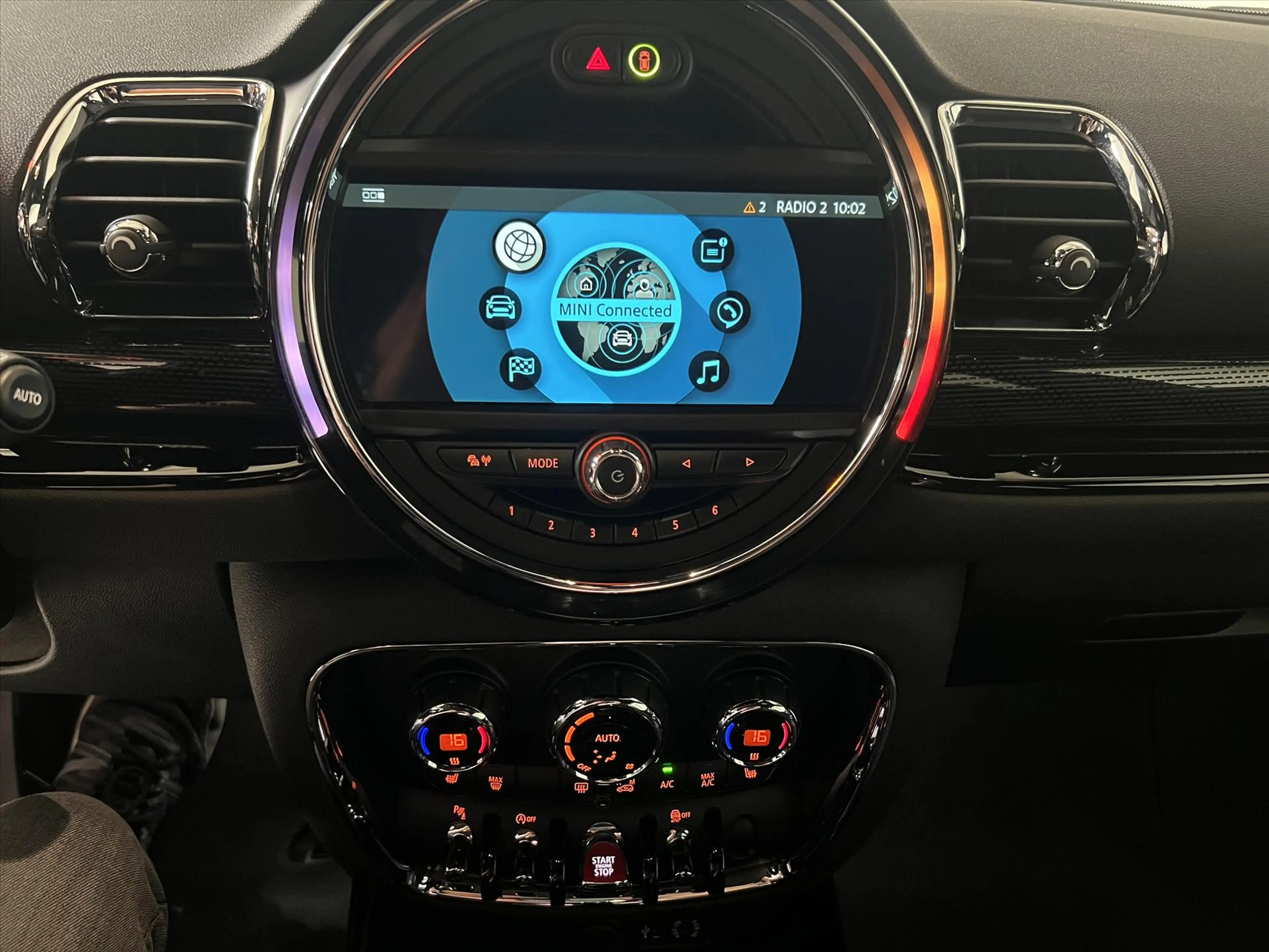 MINI Cooper Clubman 1.5 136pk Aut Led, Keyless, ACC, Camera, NWST — photo 15