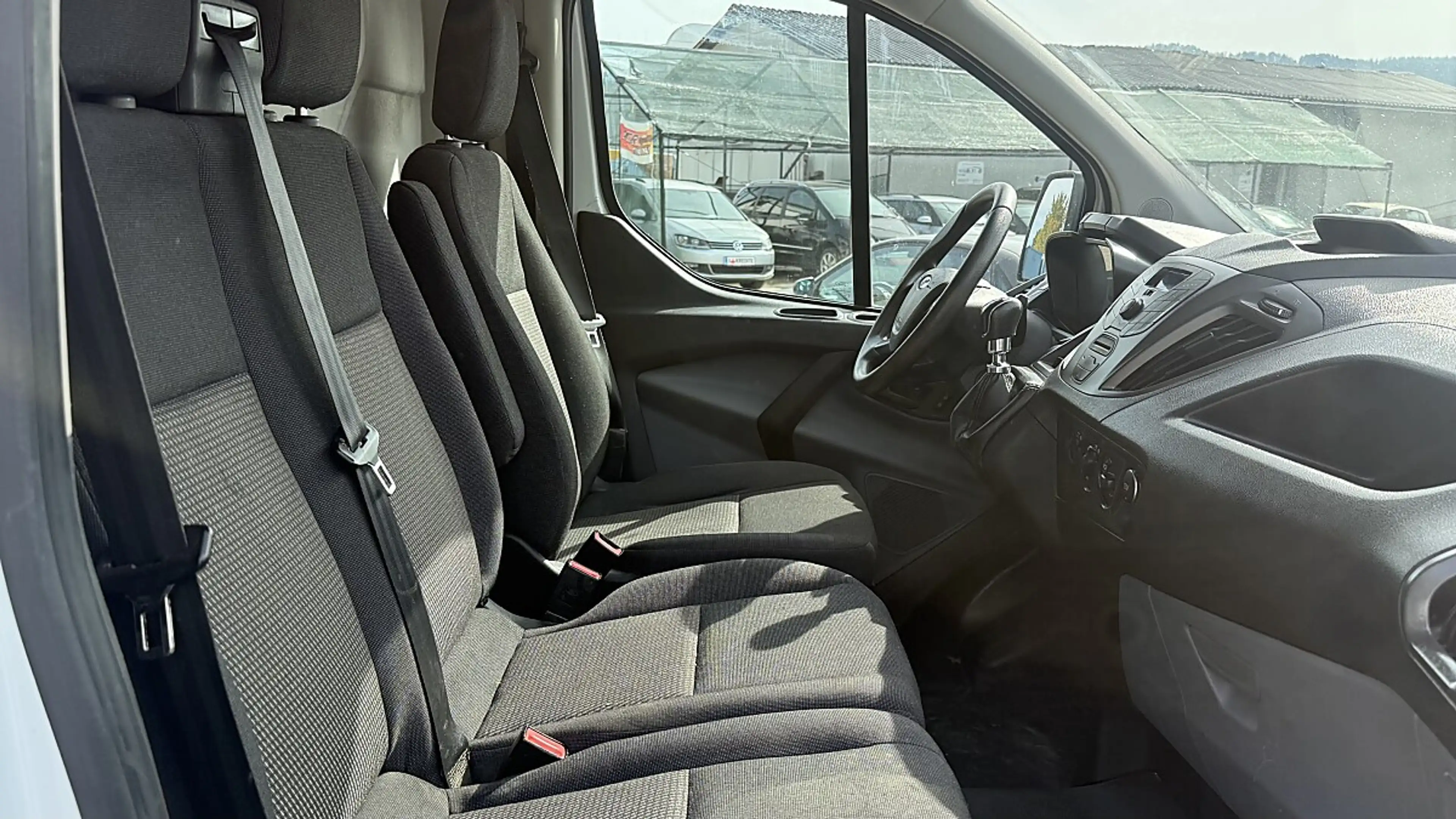 Ford Transit Custom Kasten 2,0 TDCi L1H1 250 Startup — photo 12