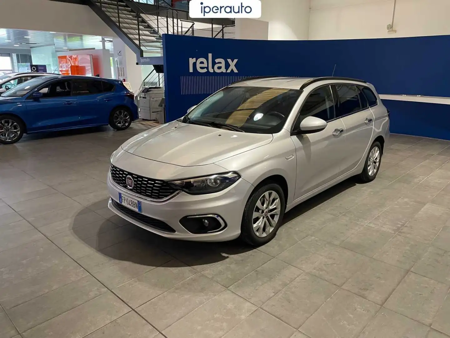 Fiat Tipo SW 1.6 mjt Business s&s 120cv Silber - 1